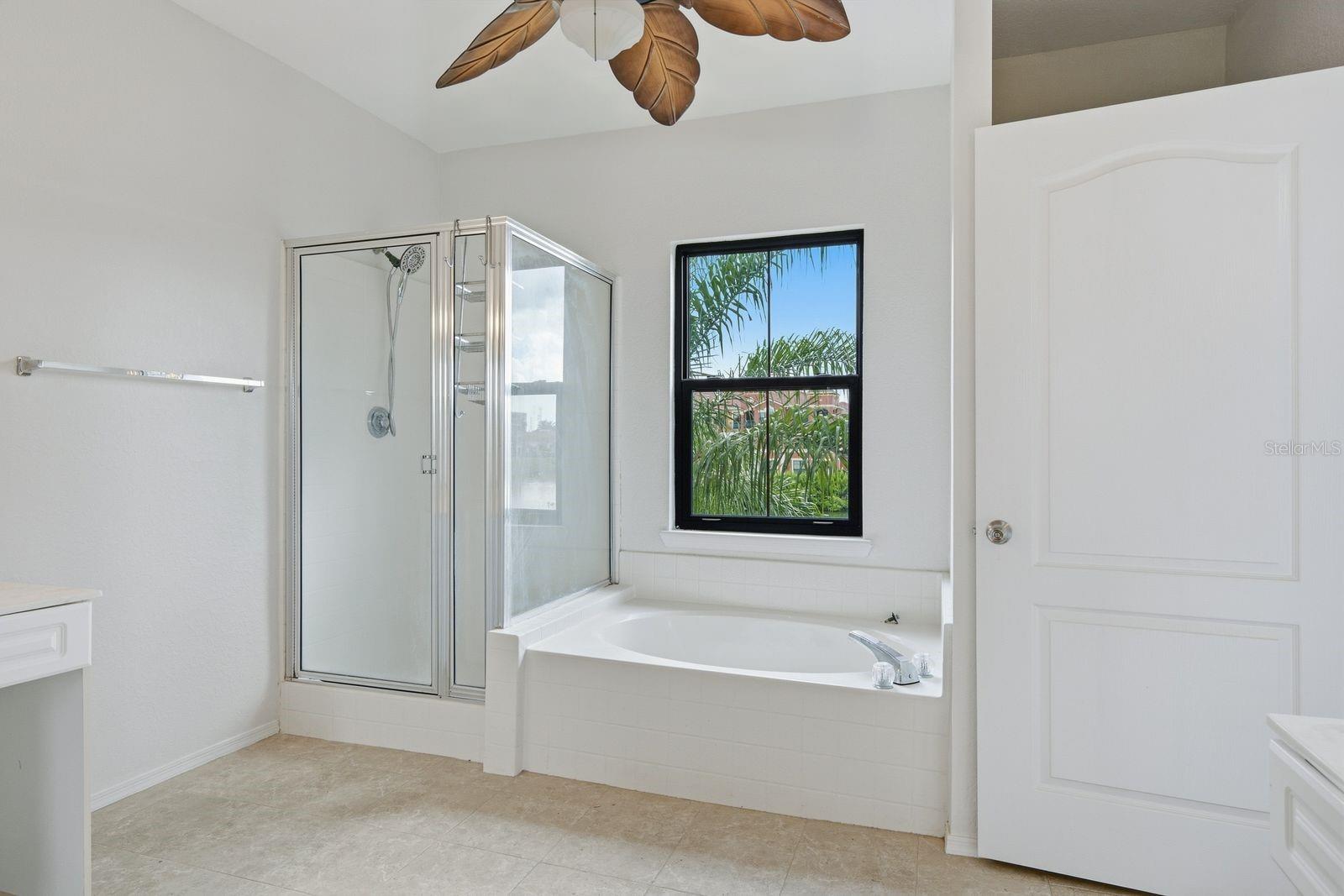 2725 Via Cipriani #714b Property Photo 18