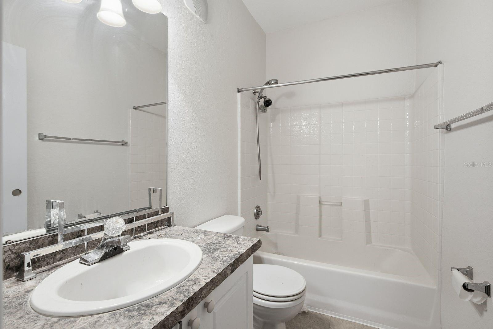 2725 Via Cipriani #714b Property Photo 23