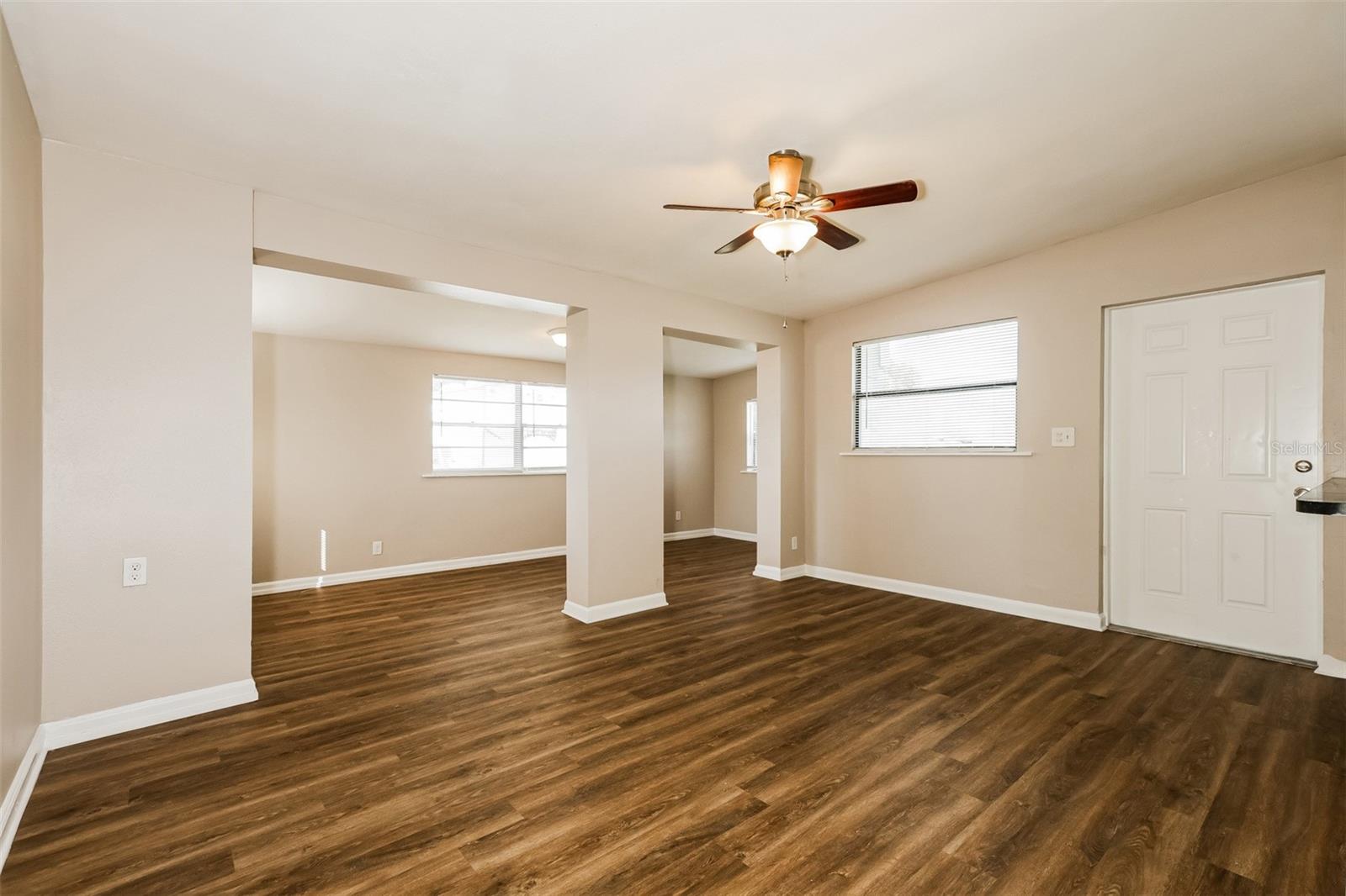 1311 Warrington Way Property Photo 4