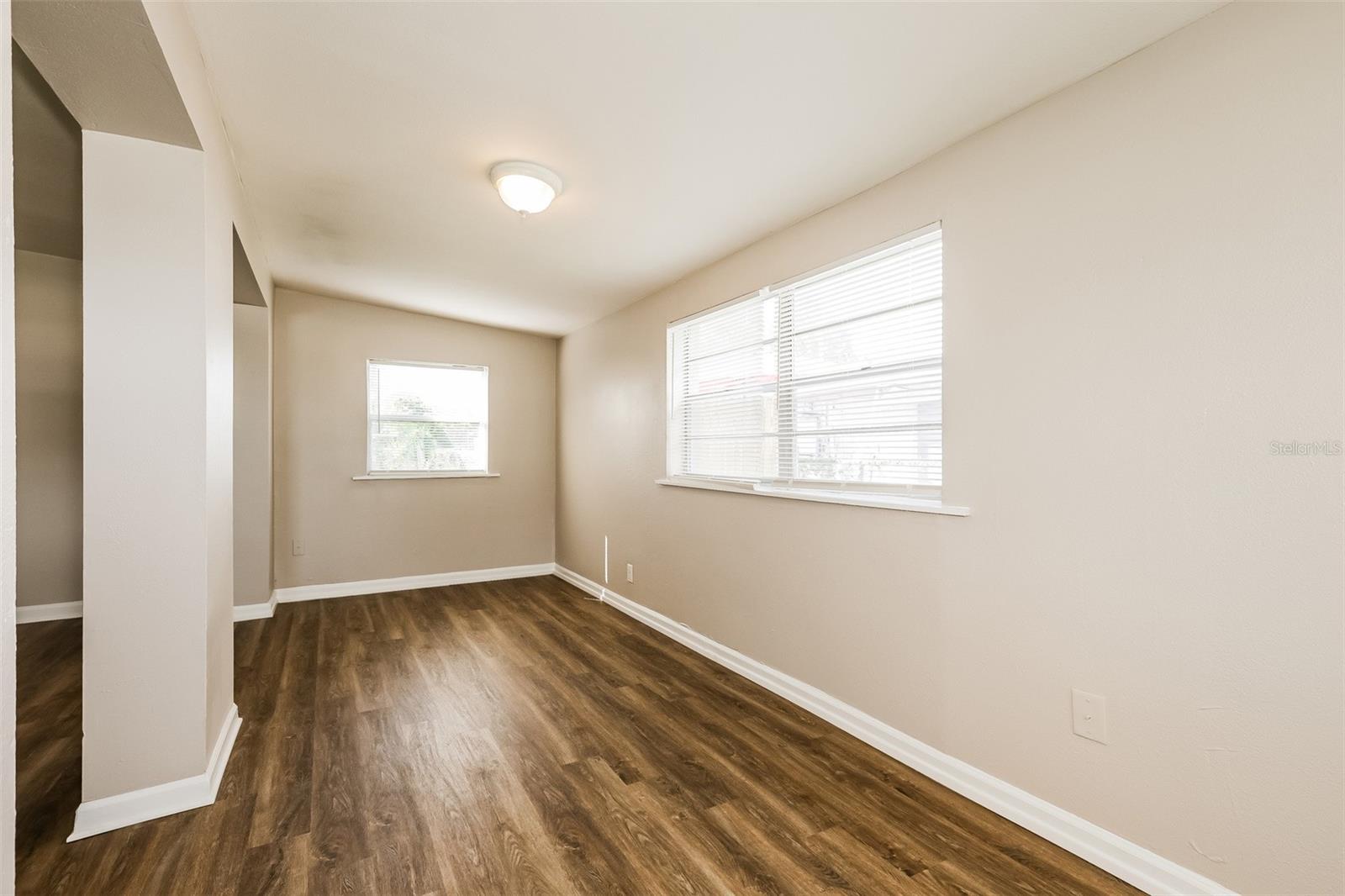 1311 Warrington Way Property Photo 9