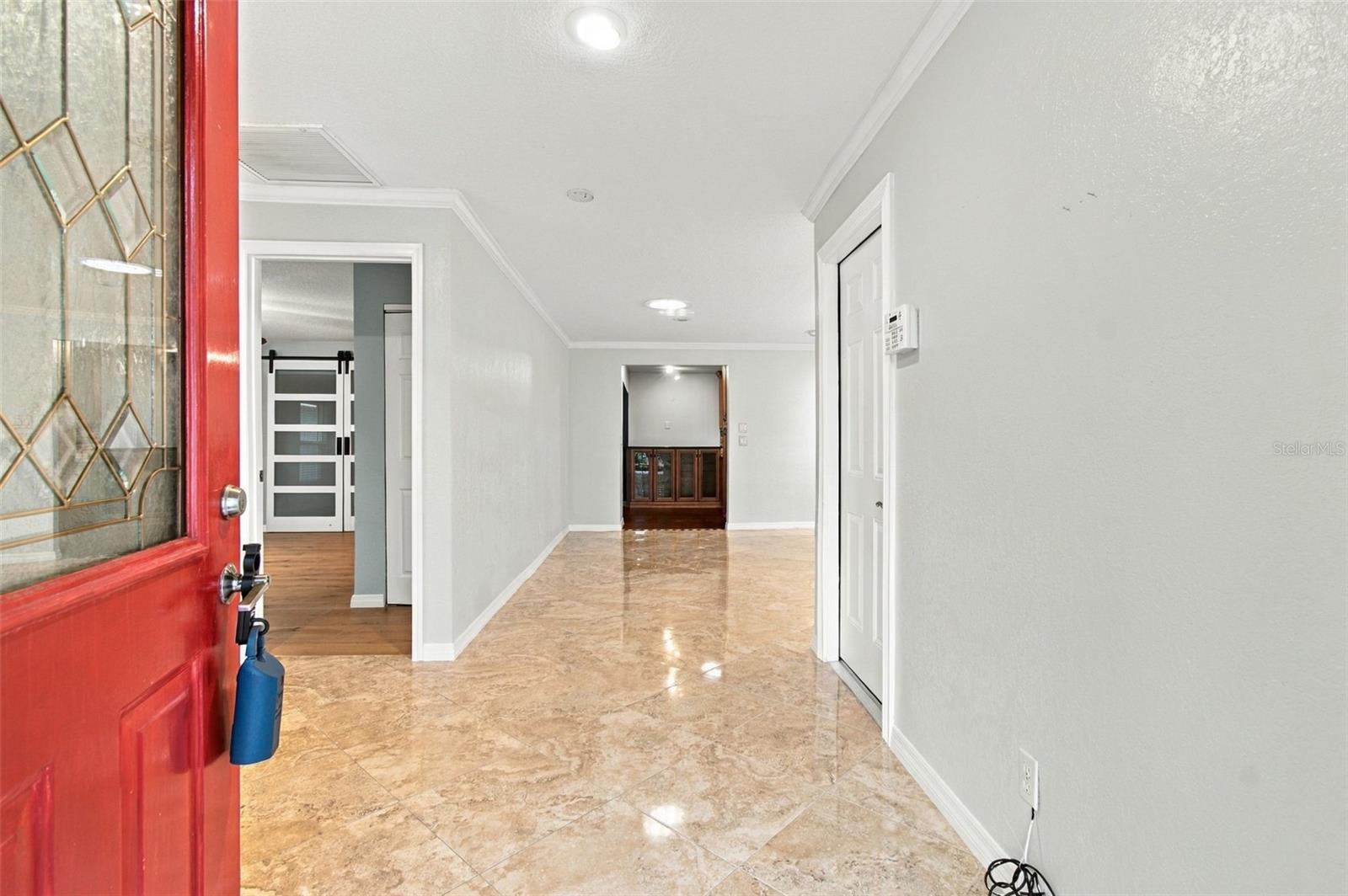 2254 Heron Cir Property Photo 4