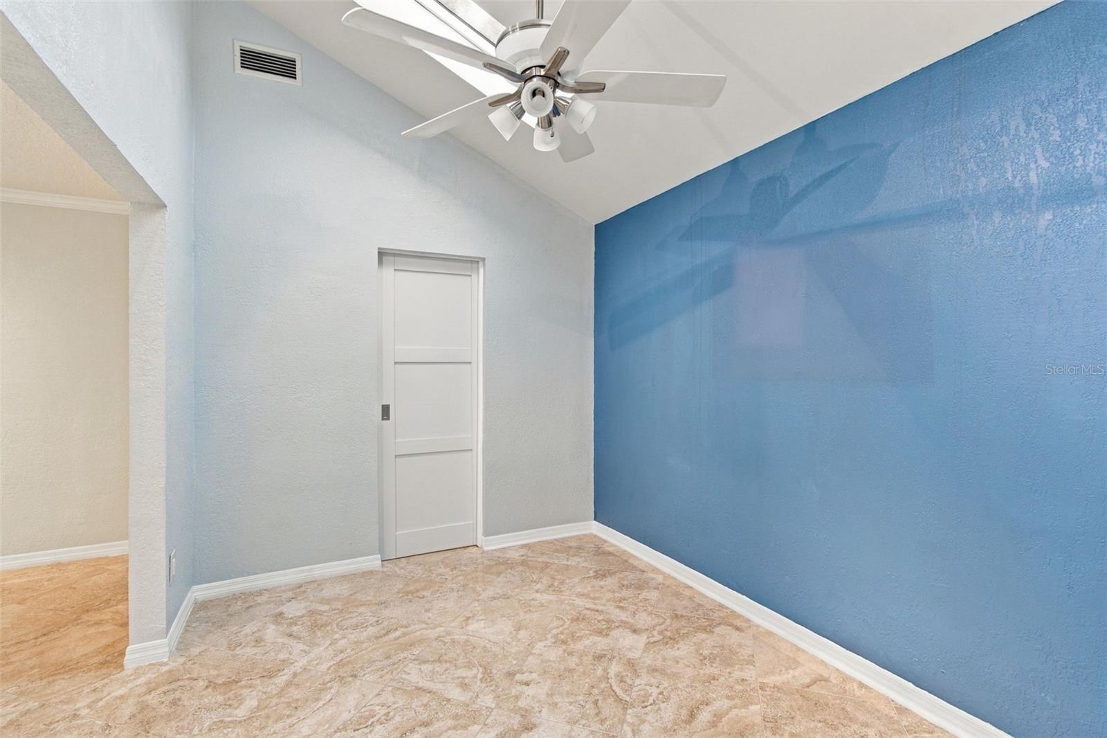 2254 Heron Cir Property Photo 12