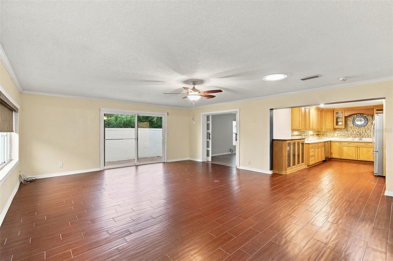 2254 Heron Cir Property Photo 23