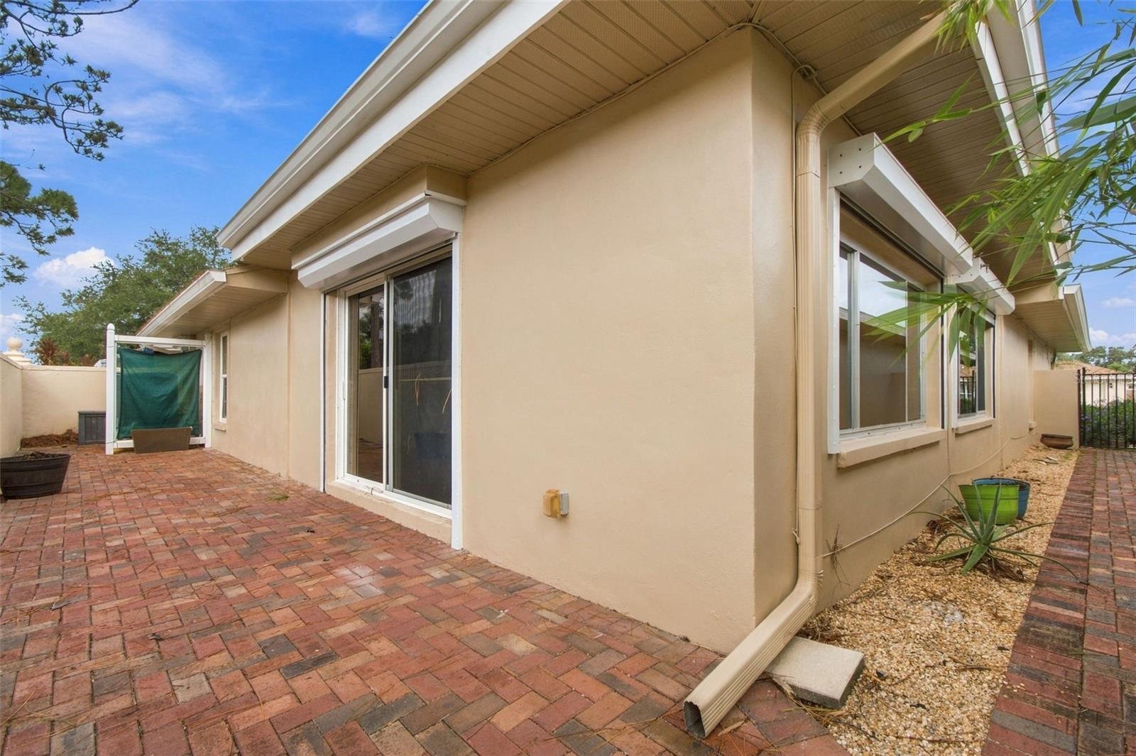 2254 Heron Cir Property Photo 45