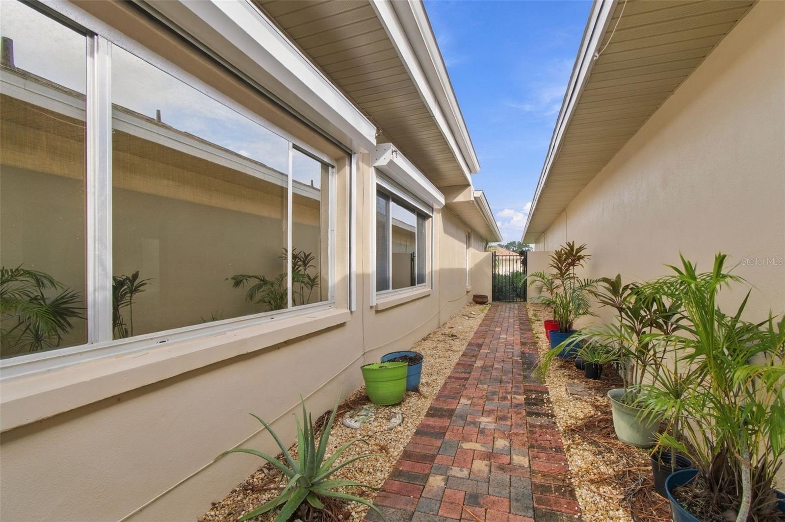 2254 Heron Cir Property Photo 49
