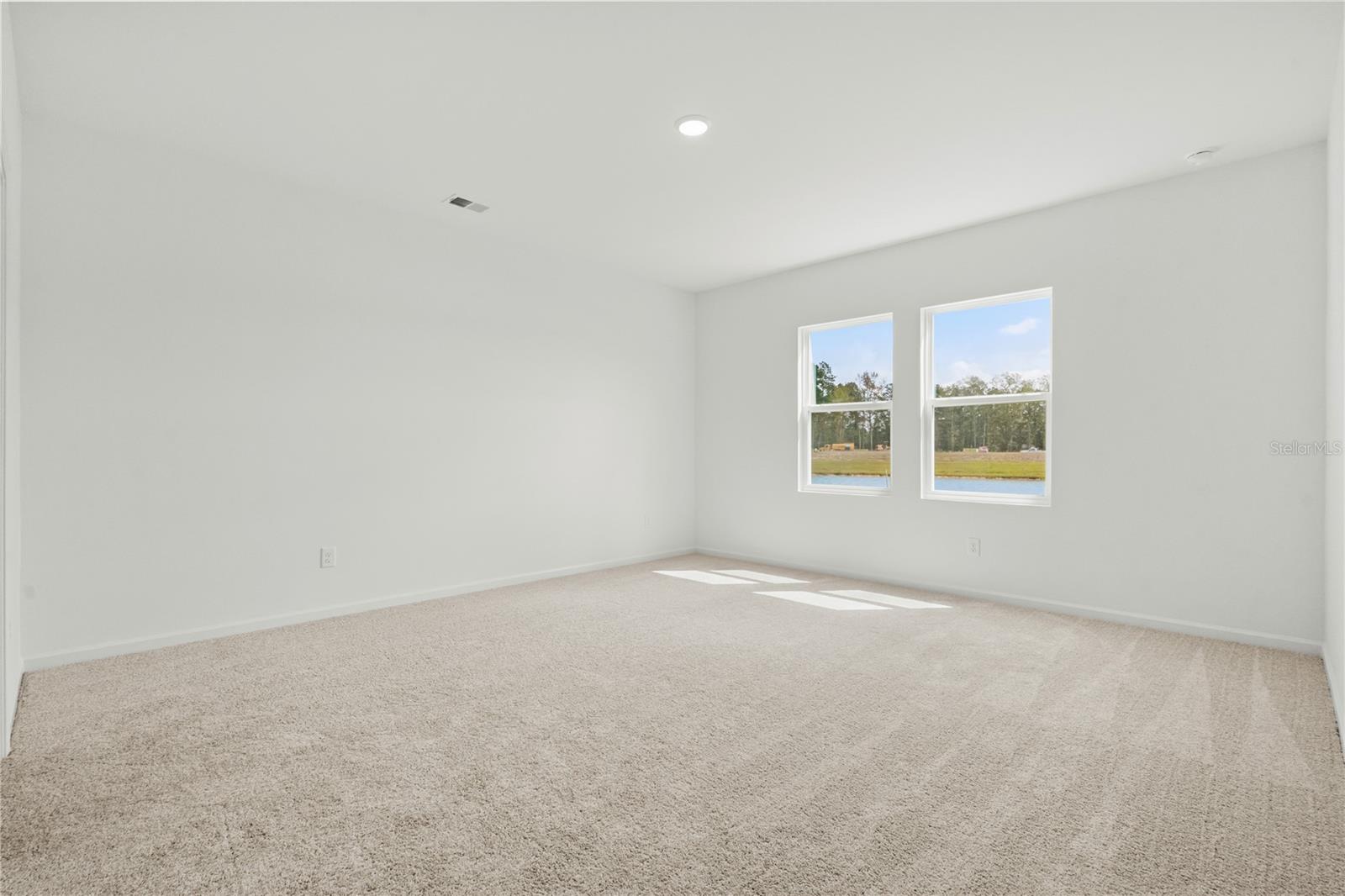 10854 Curving Creek Loop Property Photo 5