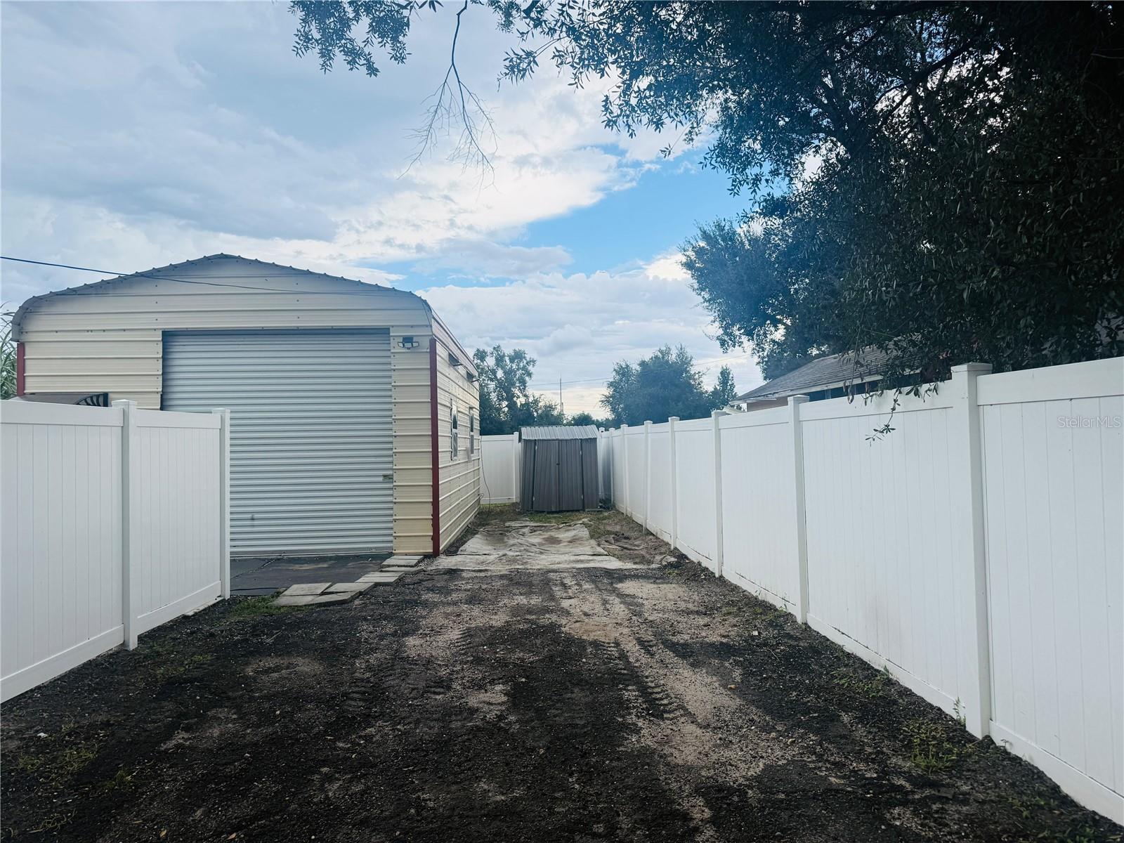 4115 W Comanche Ave Property Photo 2