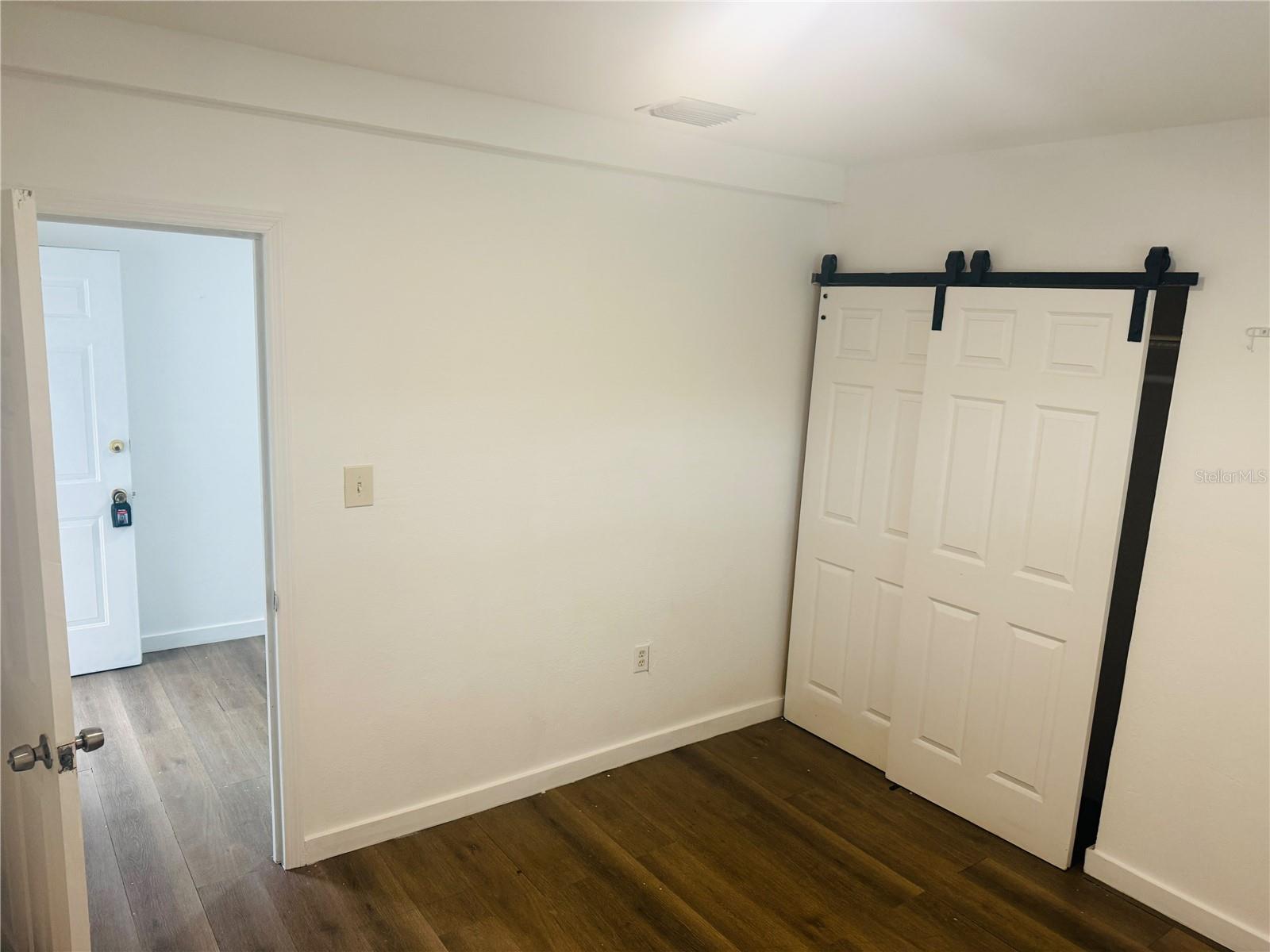 4115 W Comanche Ave Property Photo 8