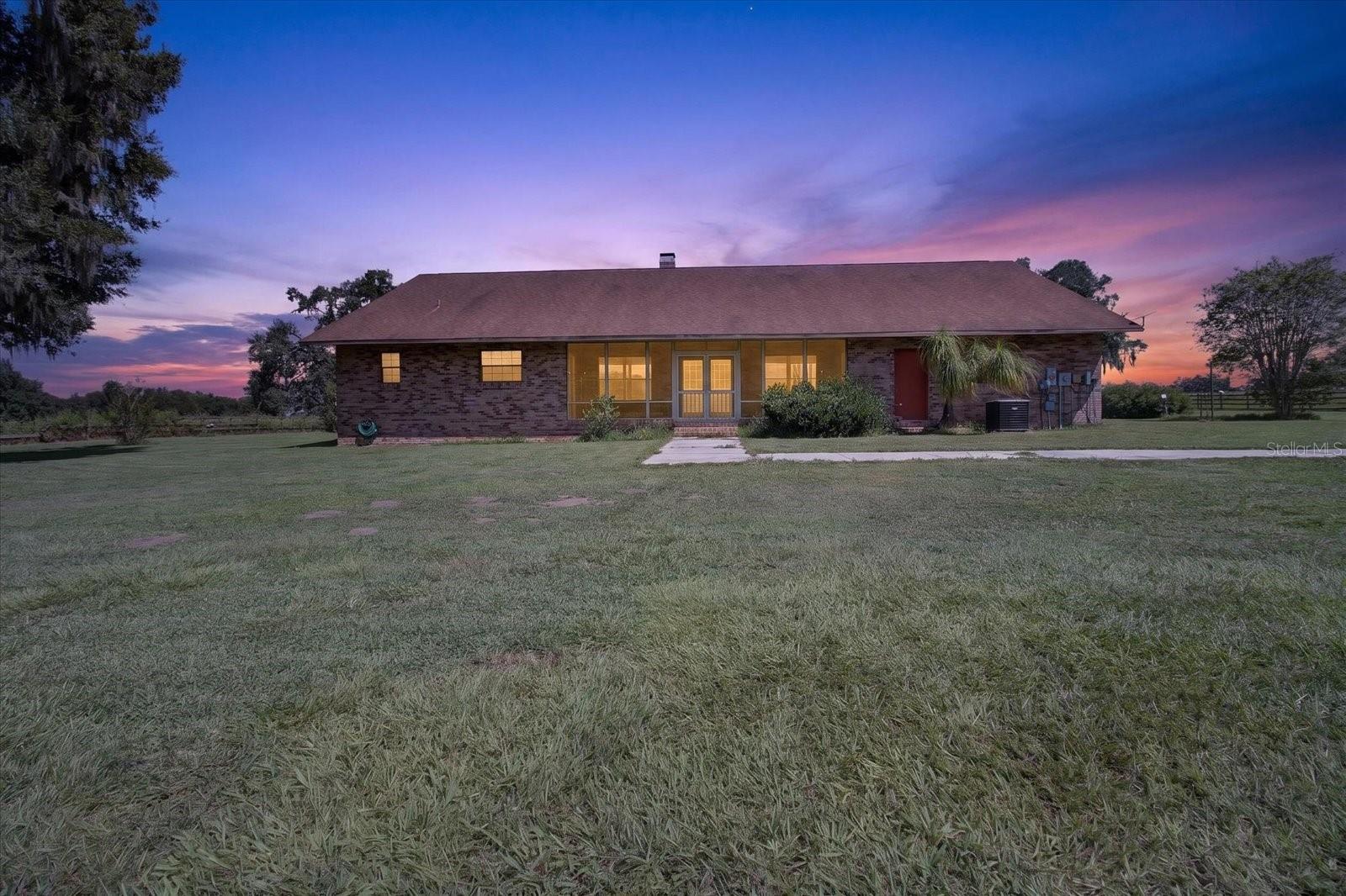 9229 Fort King Rd Property Photo 2