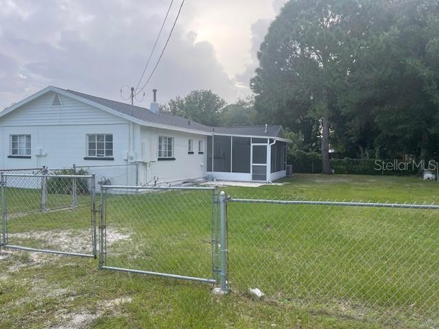 1901 W Saint Conrad St Property Photo 3