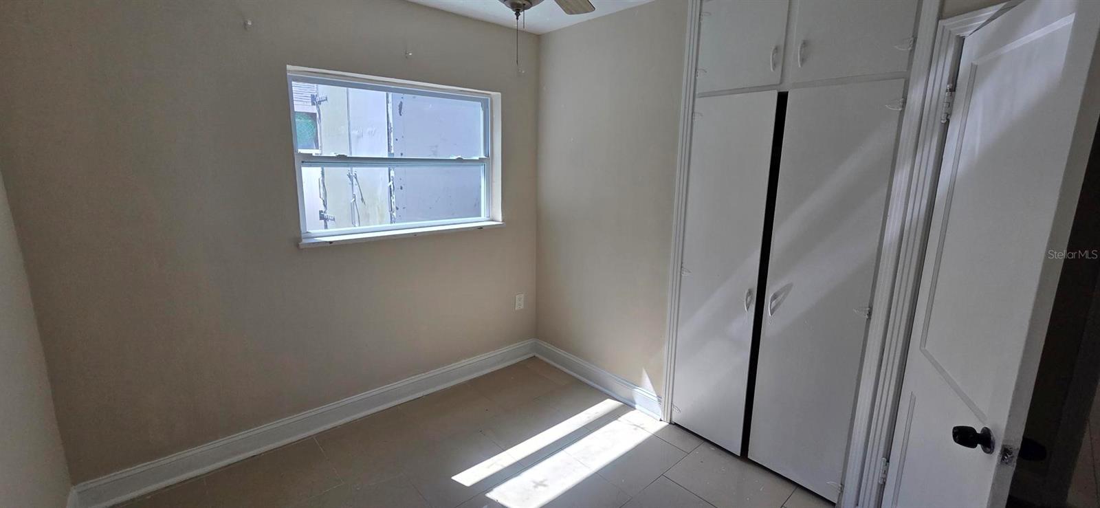 TB8551203 Property Photo 5
