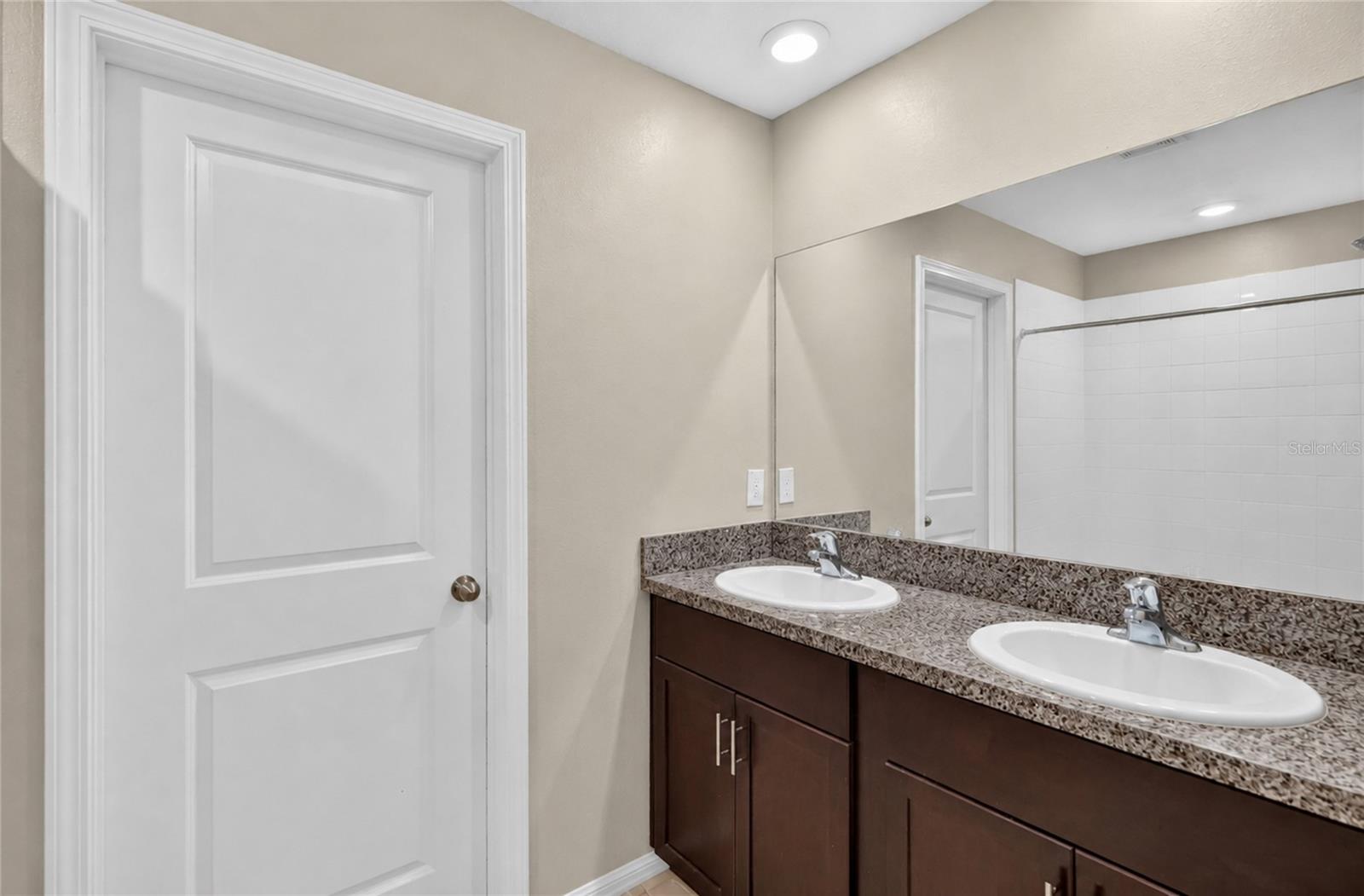 5111 White Chicory Dr Property Photo 24
