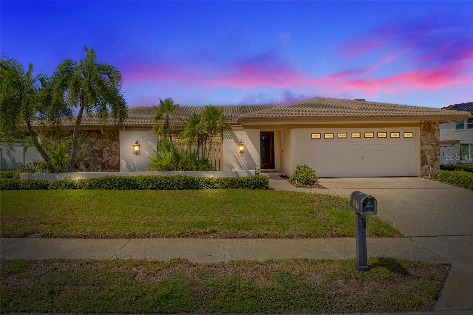 3104 Bluffs Dr Property Photo 52