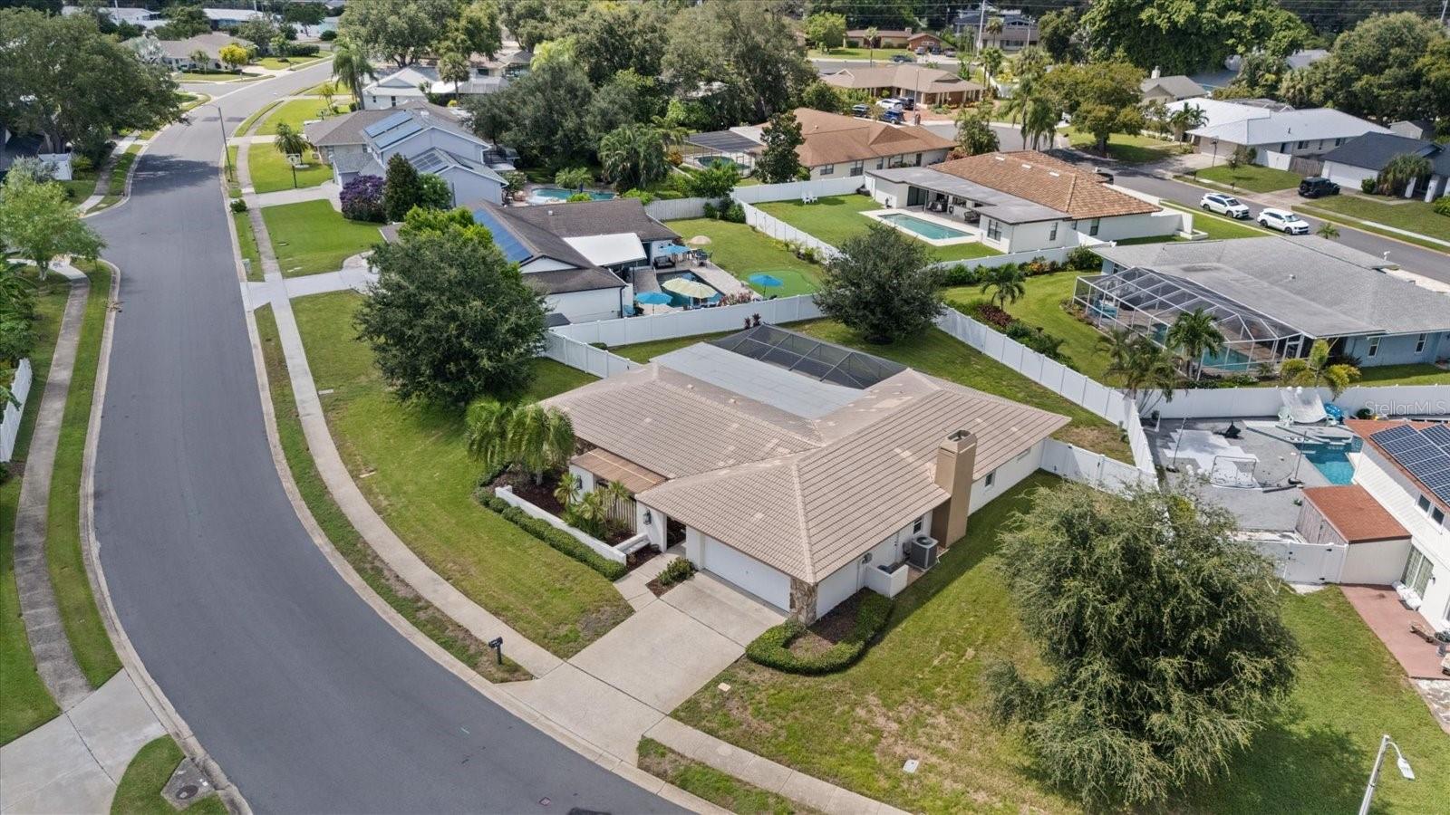 3104 Bluffs Dr Property Photo 60