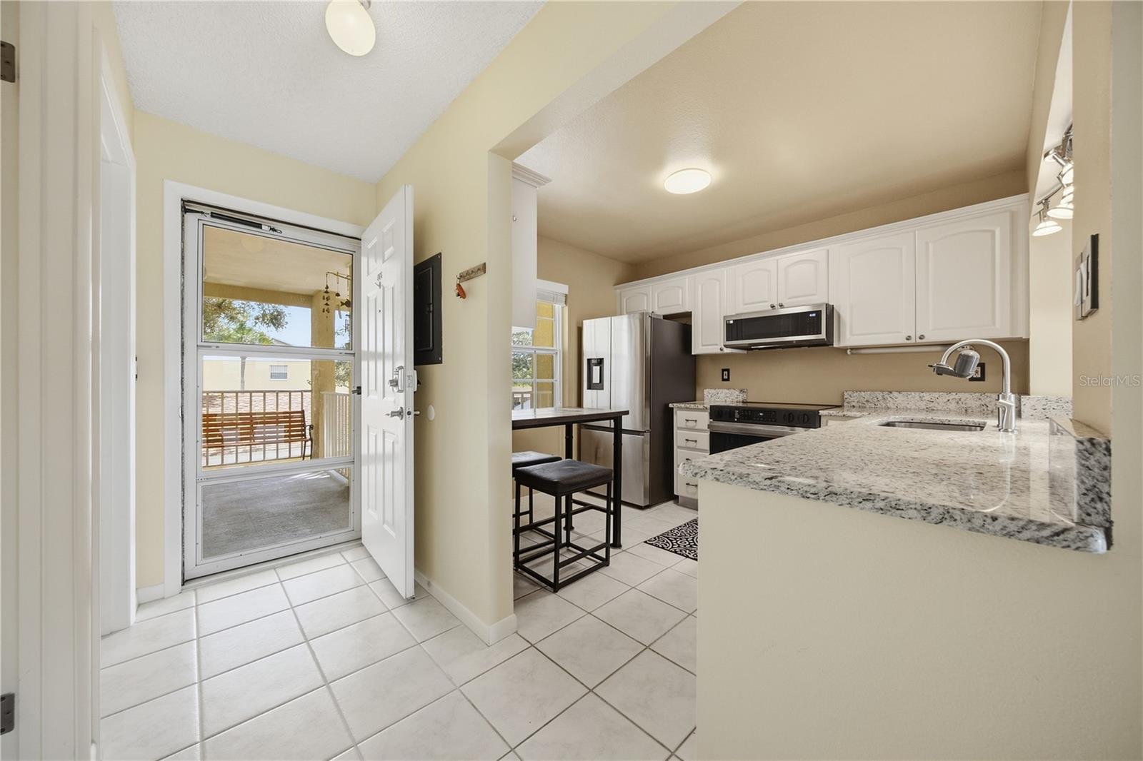 1408 Millstream Ln #206 Property Photo 5