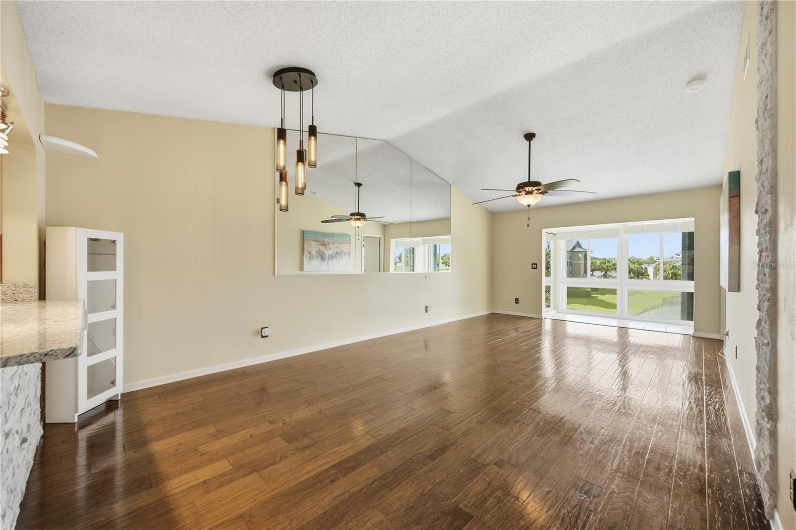 1408 Millstream Ln #206 Property Photo 14