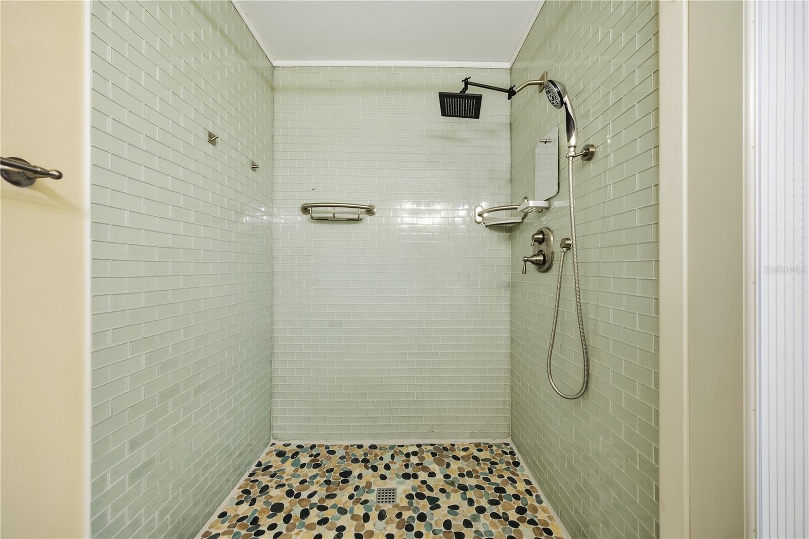 1408 Millstream Ln #206 Property Photo 28