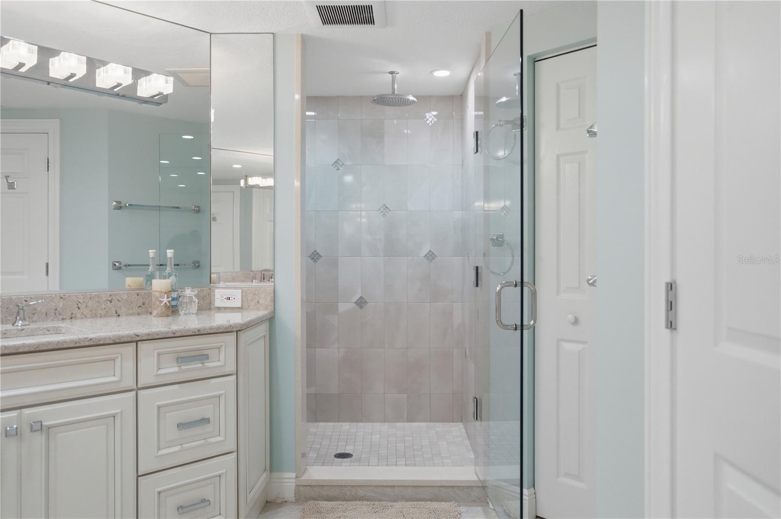 16750 Gulf Blvd #315 Property Photo 22