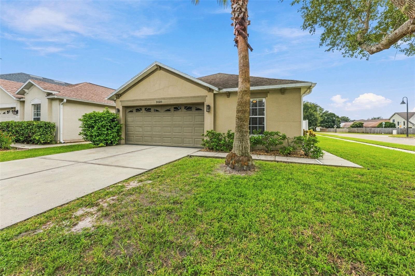 3320 Cardinal Feather Dr Property Photo 4