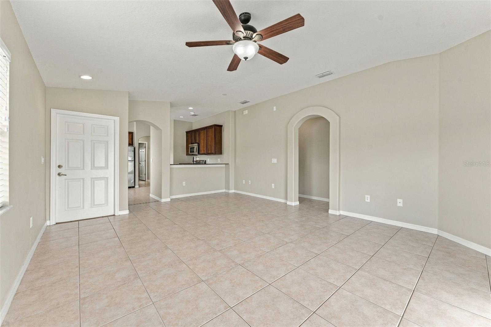 3320 Cardinal Feather Dr Property Photo 6