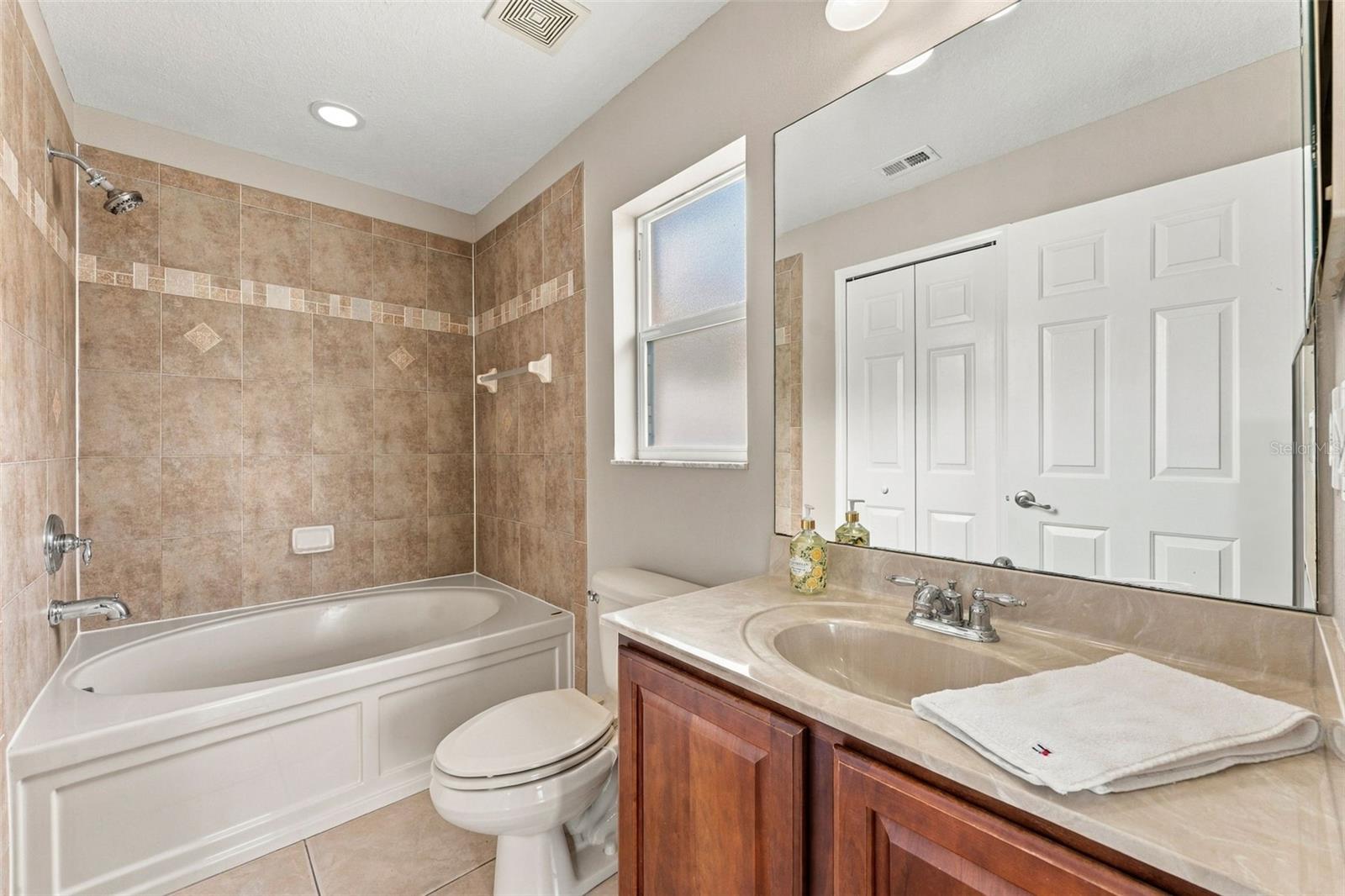 3320 Cardinal Feather Dr Property Photo 22