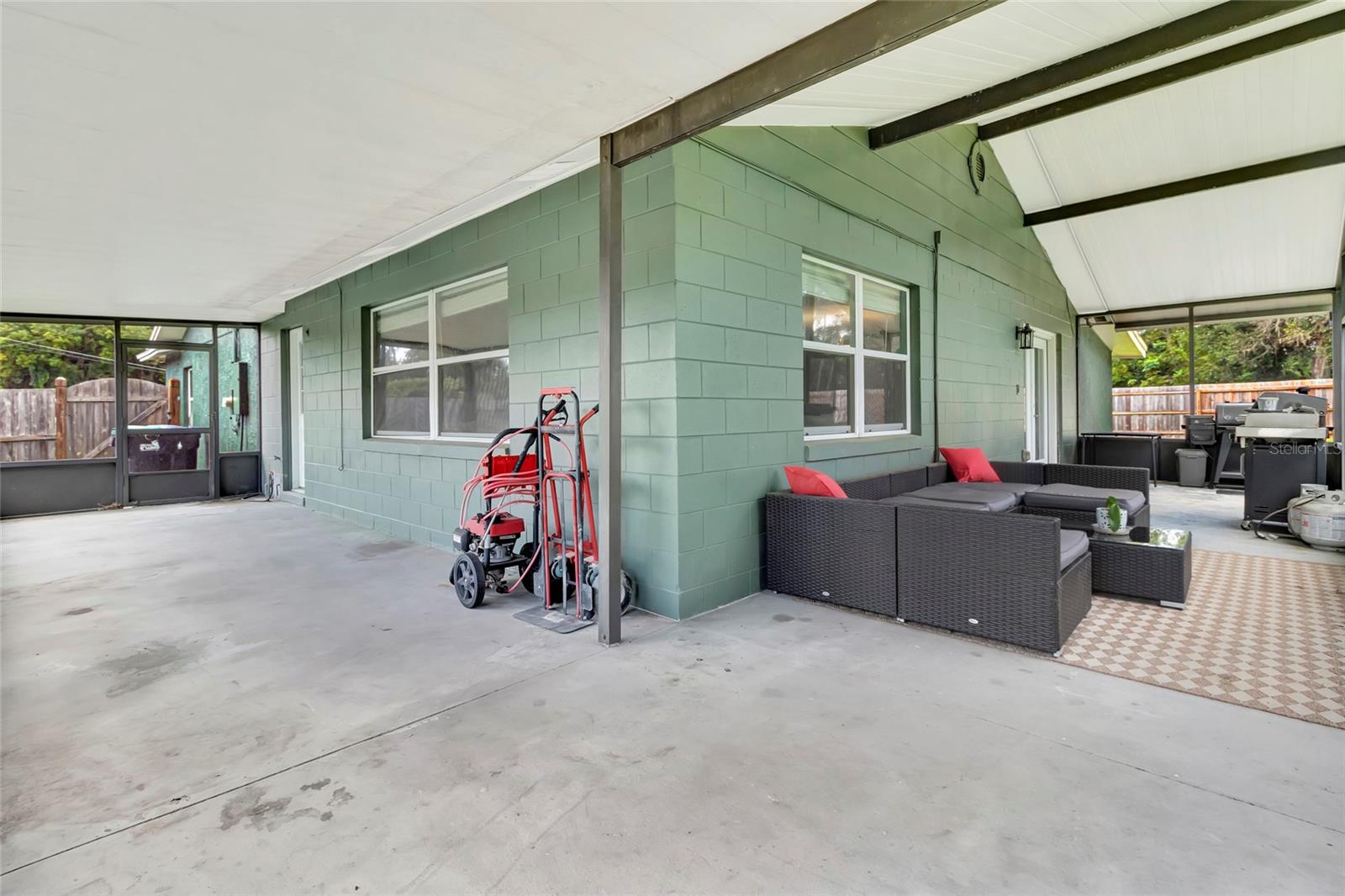 2923 Junction Rd Property Photo 36