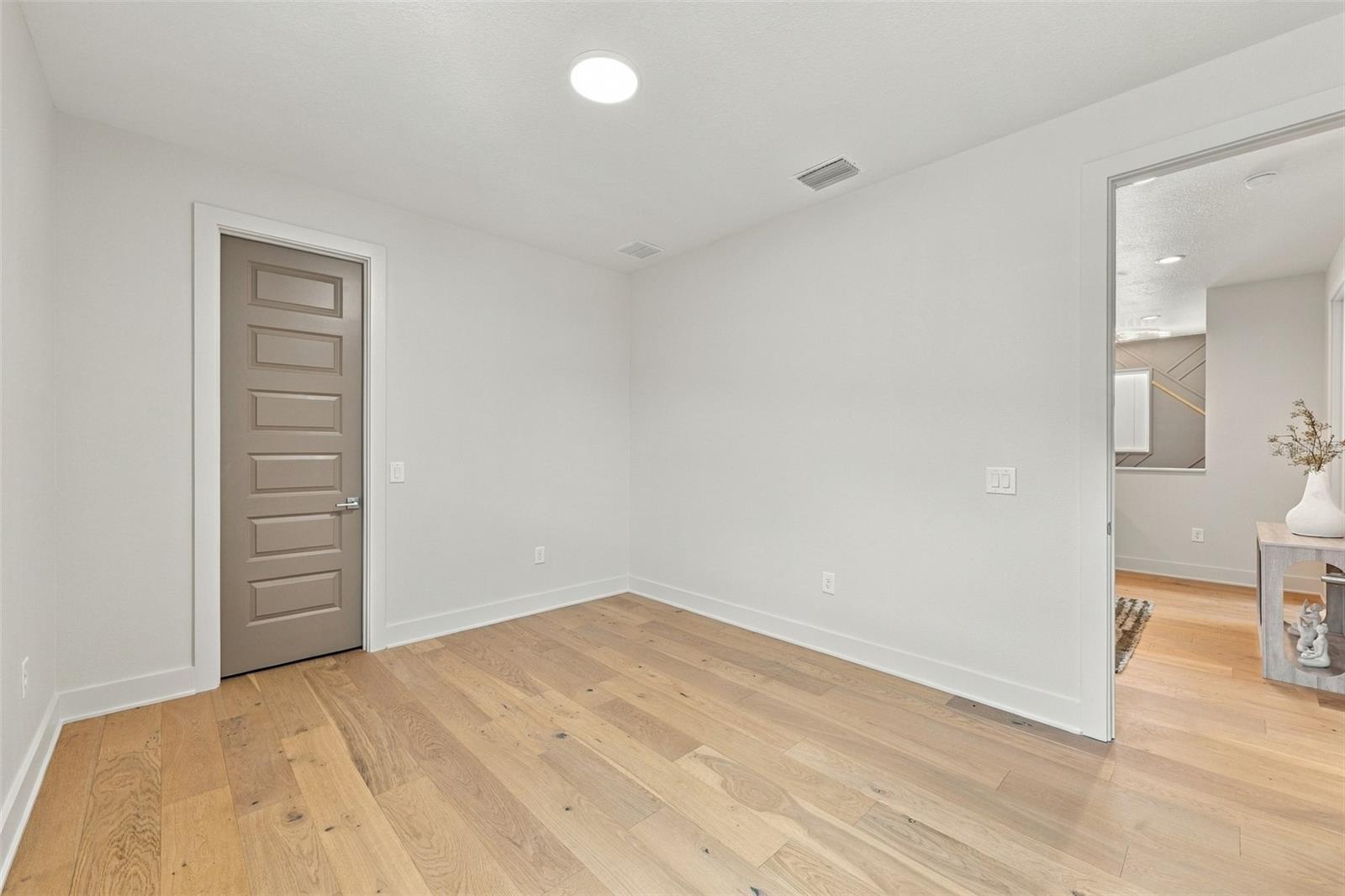 3203 W Wyoming Ave Property Photo 51
