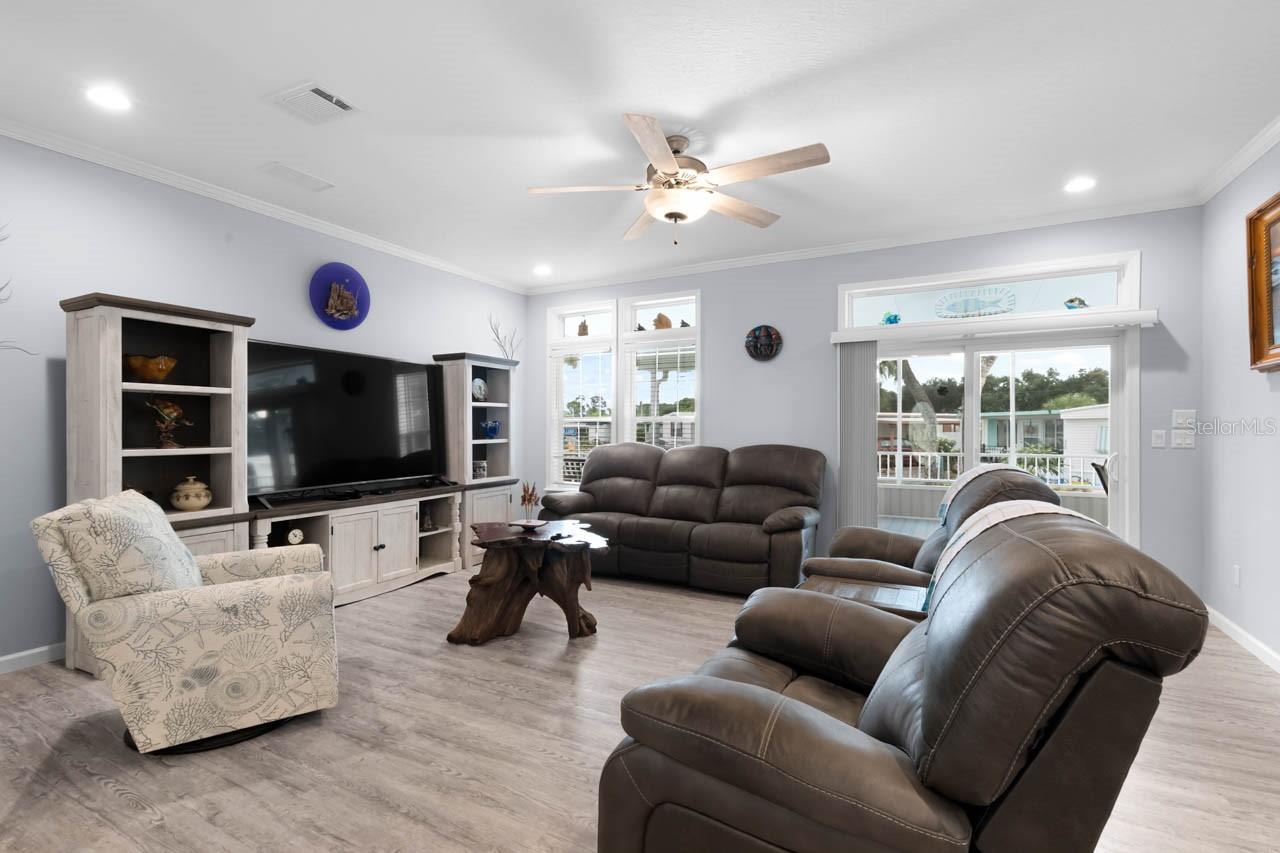 102 E Saint Lucia Loop Property Photo 4