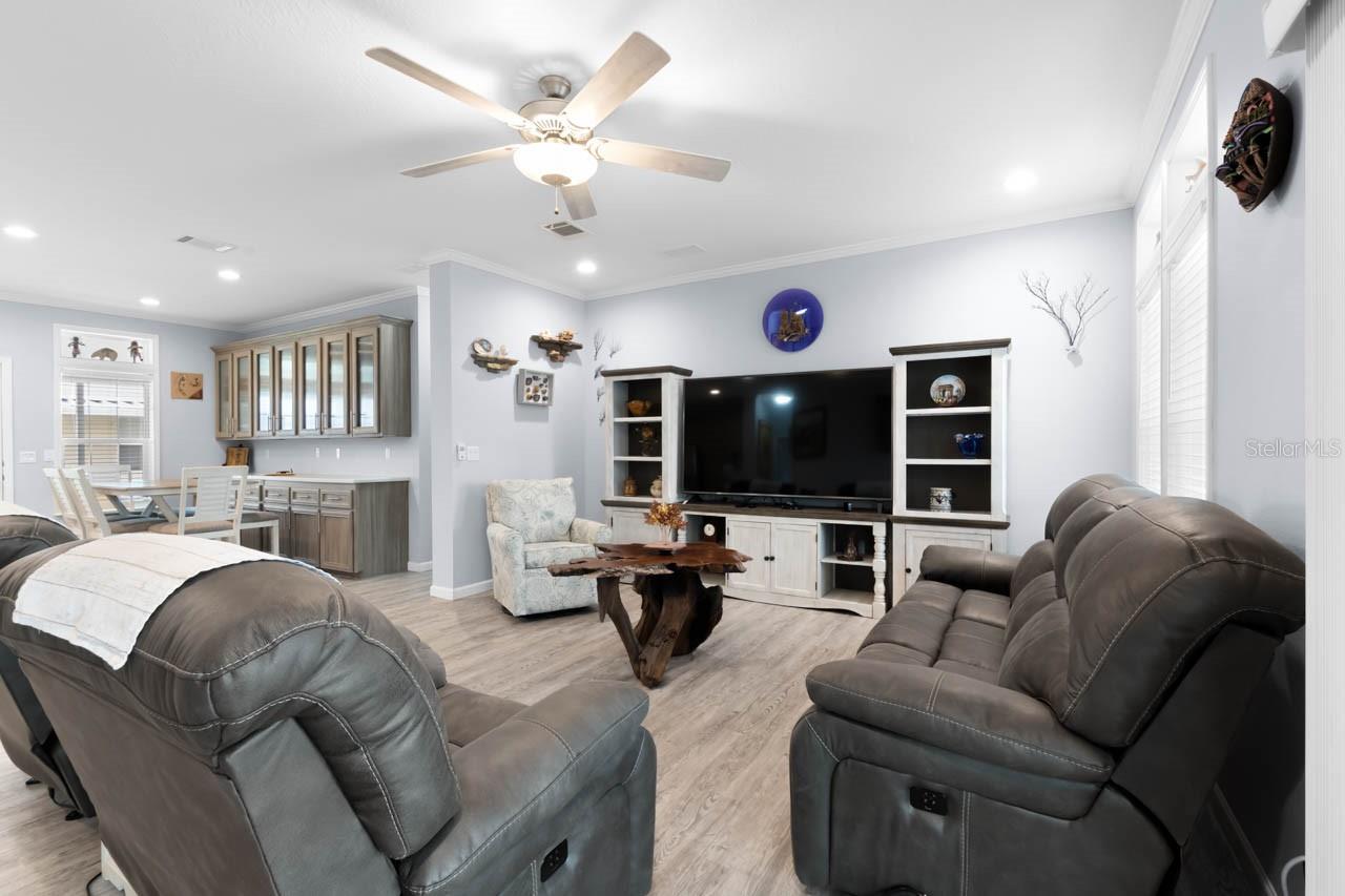 102 E Saint Lucia Loop Property Photo 6
