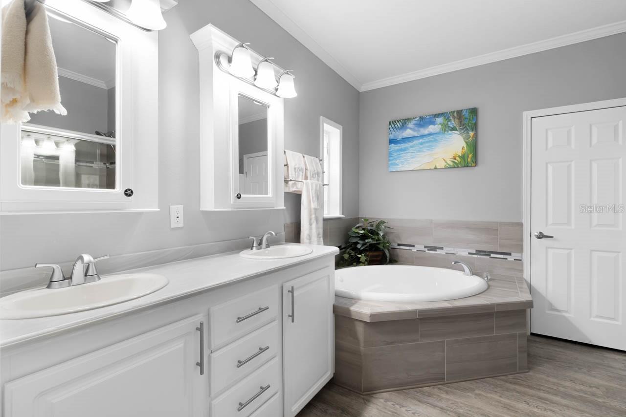 102 E Saint Lucia Loop Property Photo 19