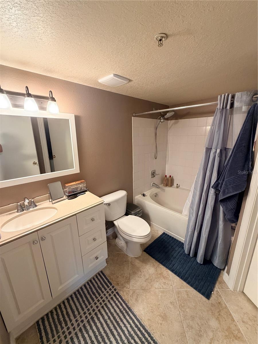 10764 70th Ave #2103 Property Photo 12