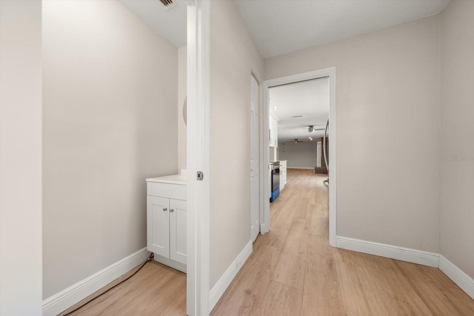 1641 Sherbrook Rd Property Photo 29