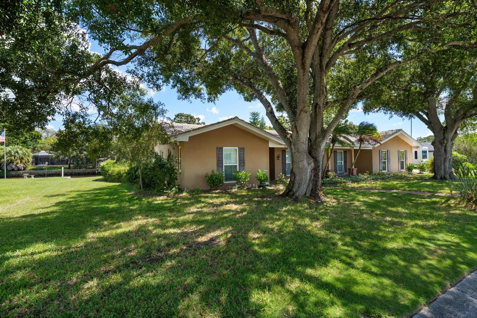 1641 Sherbrook Rd Property Photo 32