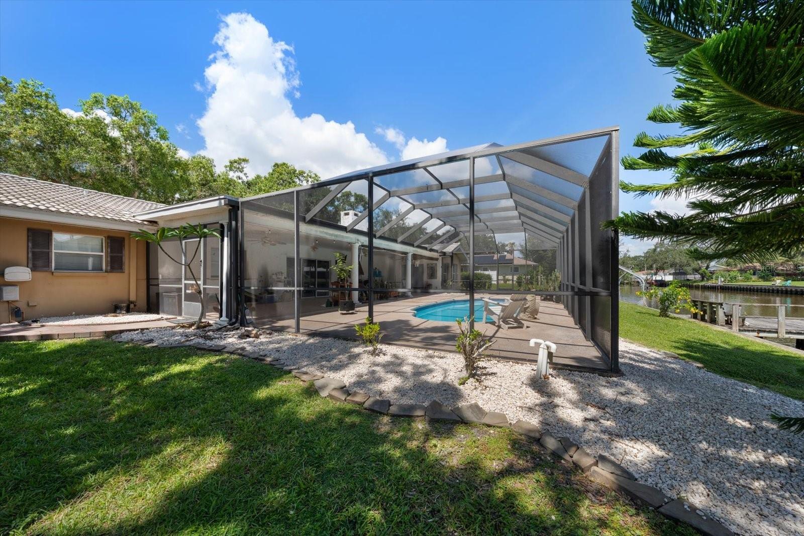 1641 Sherbrook Rd Property Photo 41
