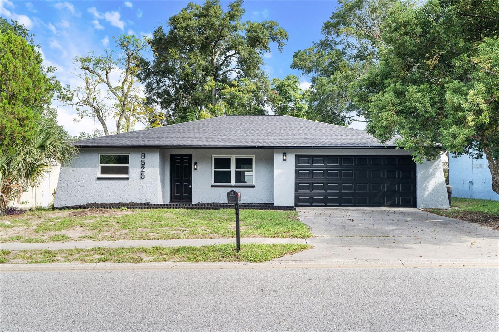 8525 Briar Patch Dr Property Photo 1