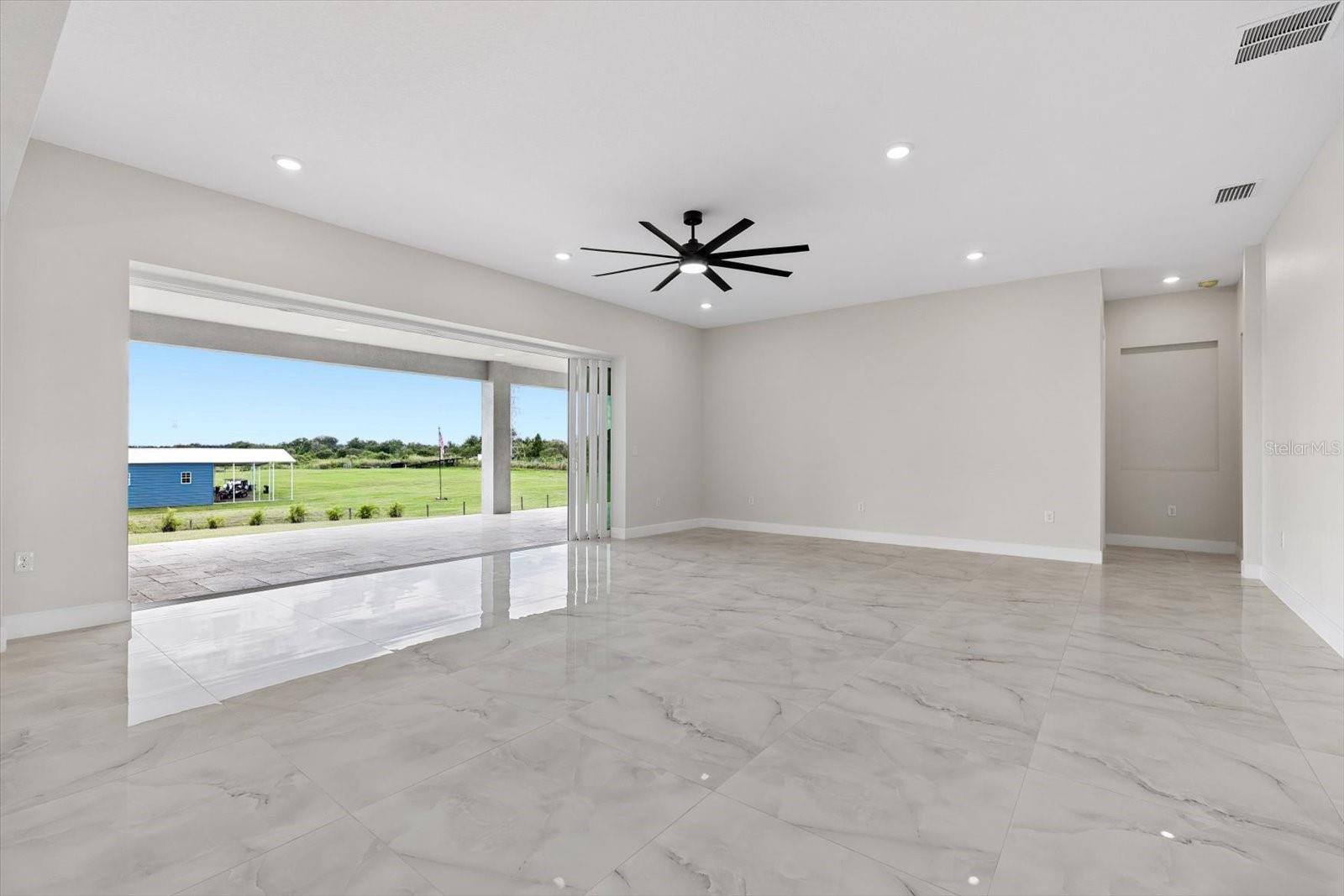 5302 Varn Rd Property Photo 10