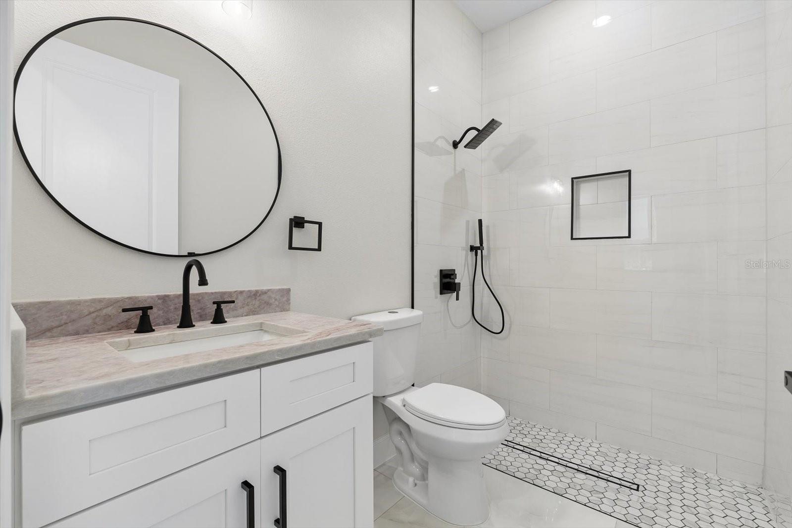5302 Varn Rd Property Photo 24
