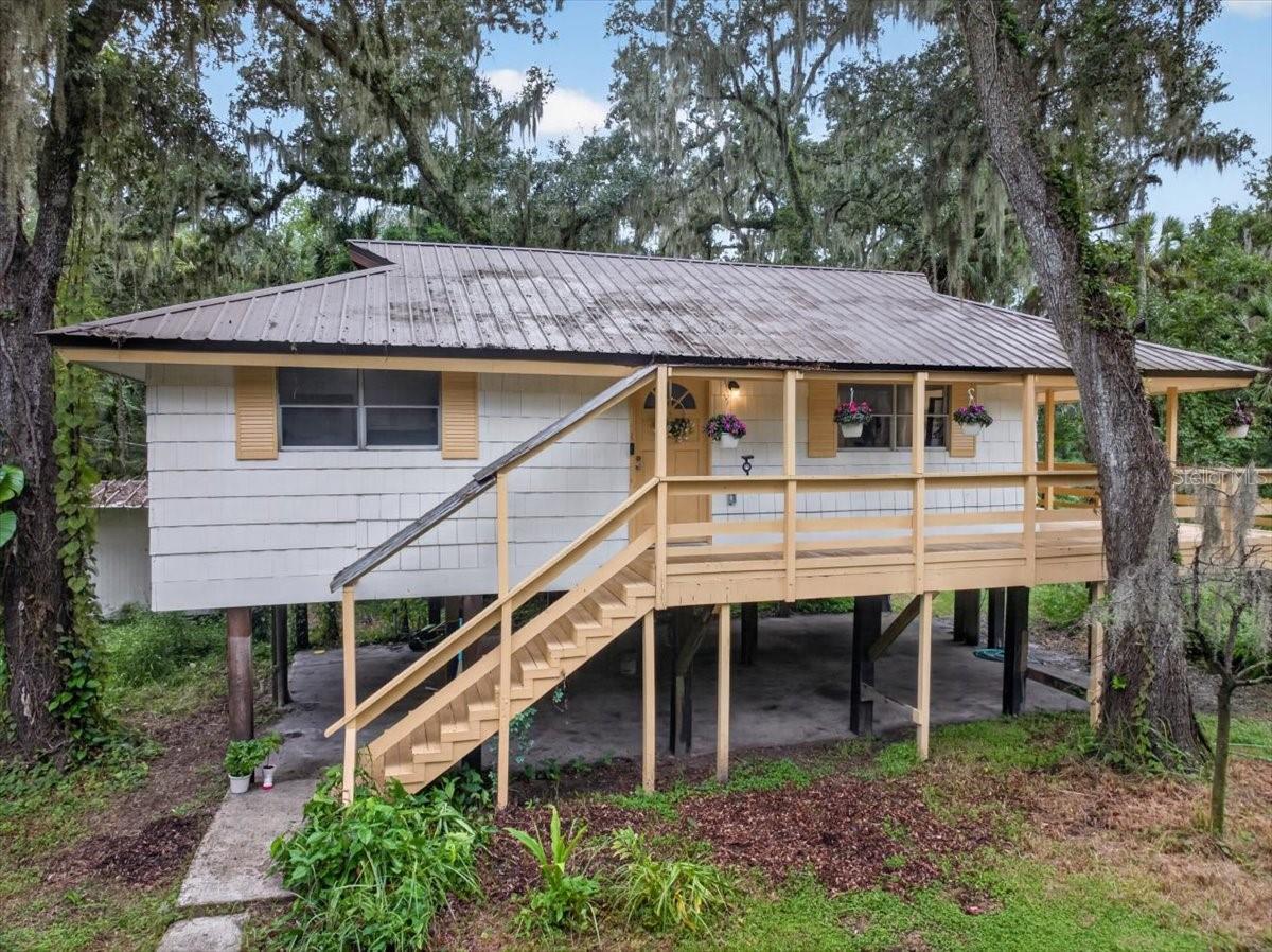 4417 River Dr Property Photo 5