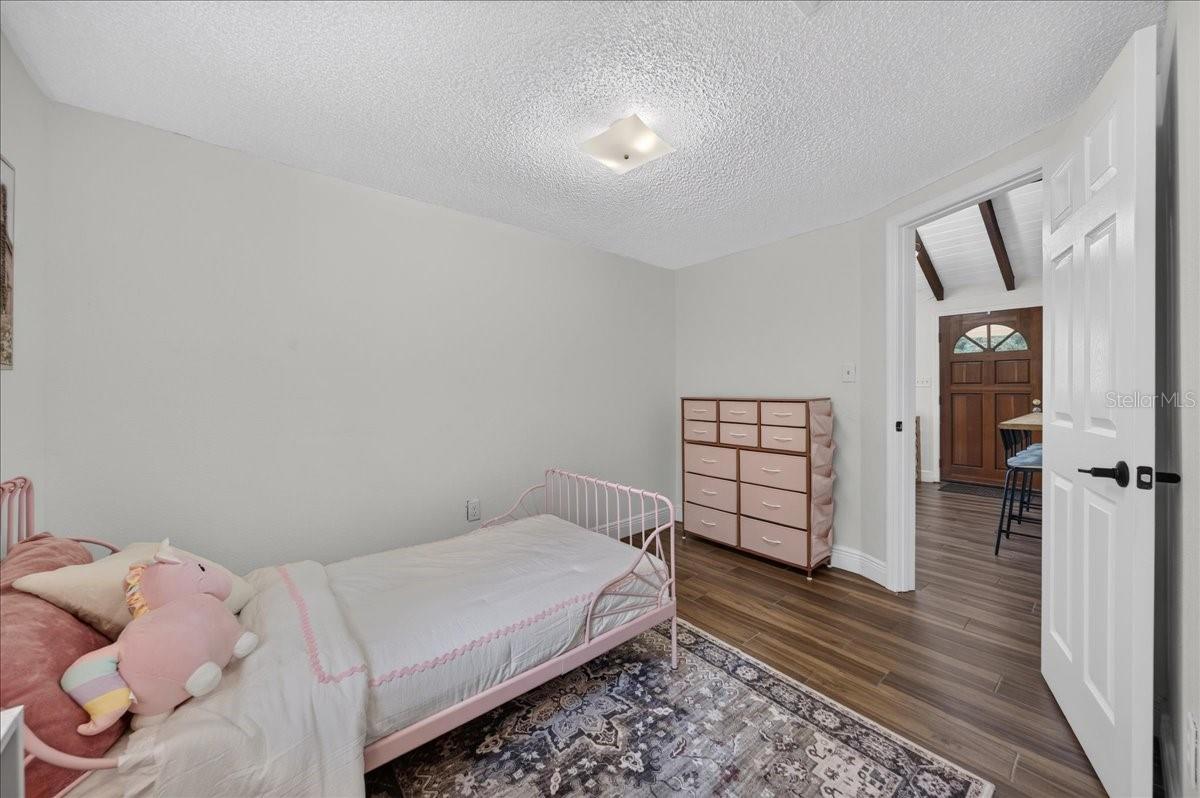 4417 River Dr Property Photo 21