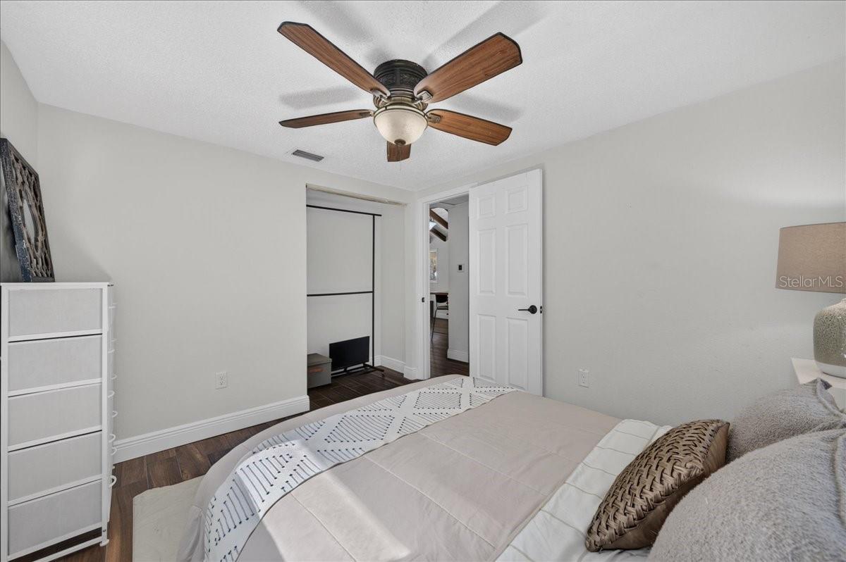 4417 River Dr Property Photo 25