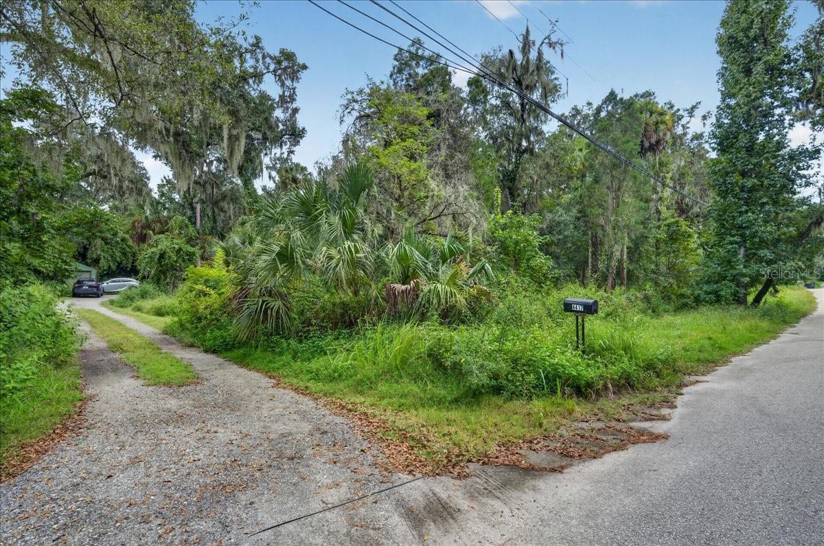 4417 River Dr Property Photo 40