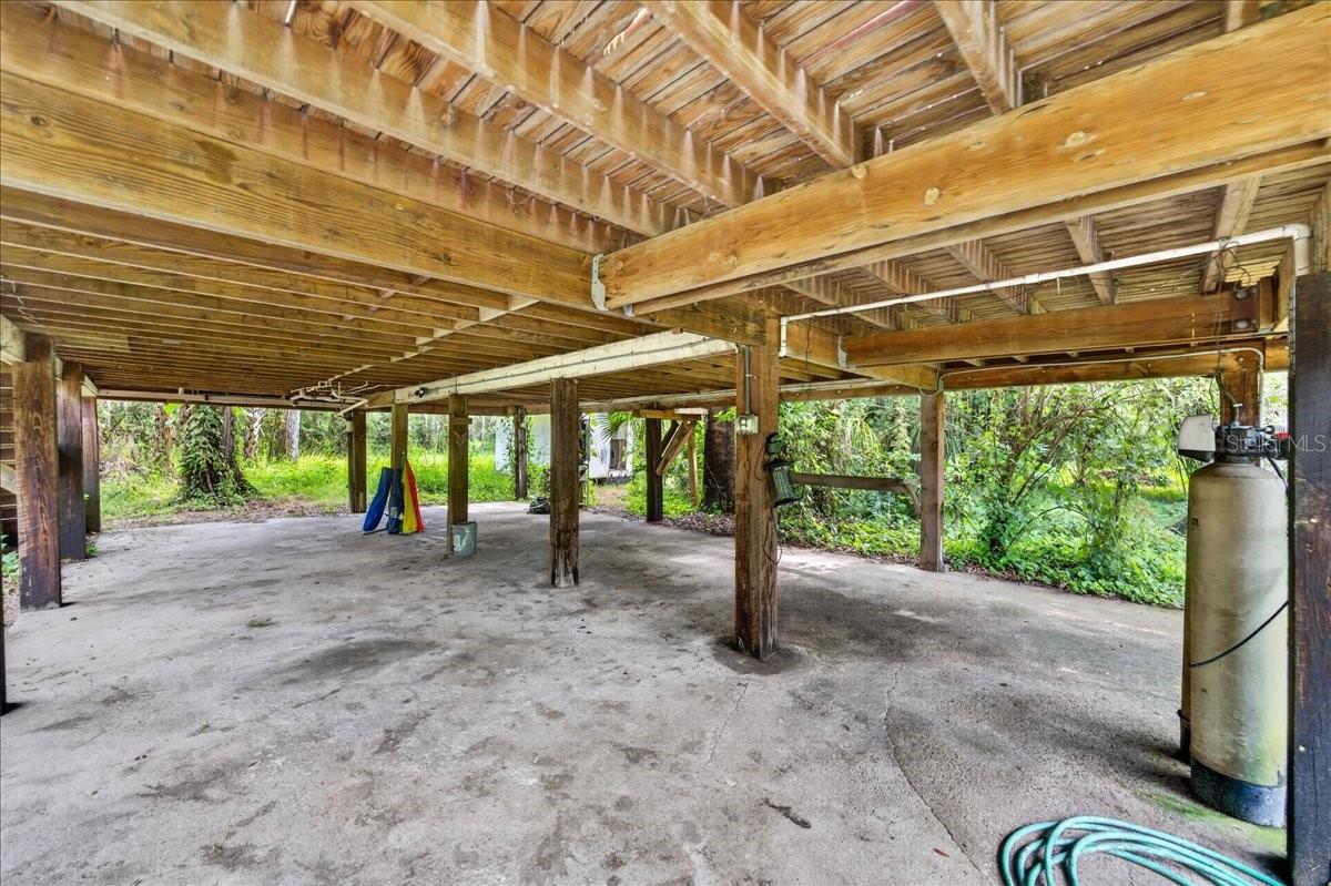 4417 River Dr Property Photo 44