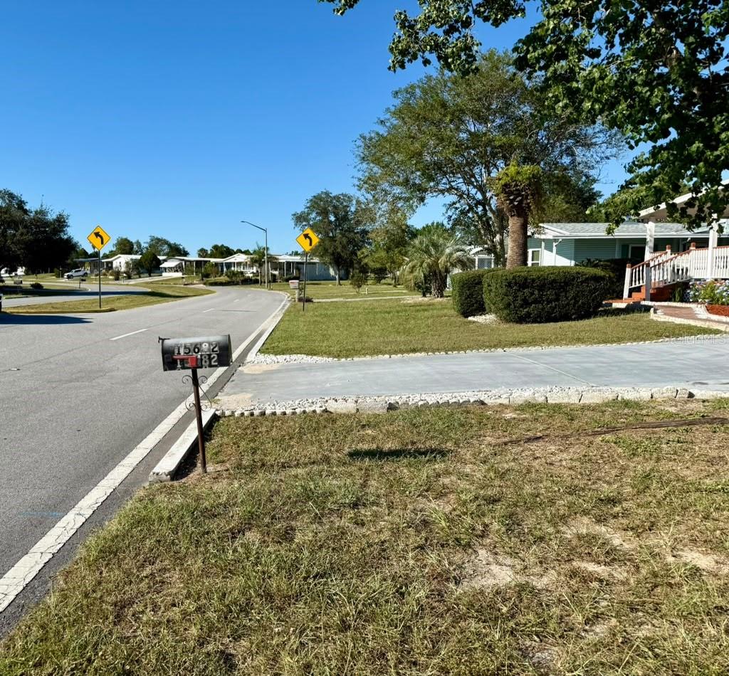 15678 Brookridge Blvd Property Photo 4