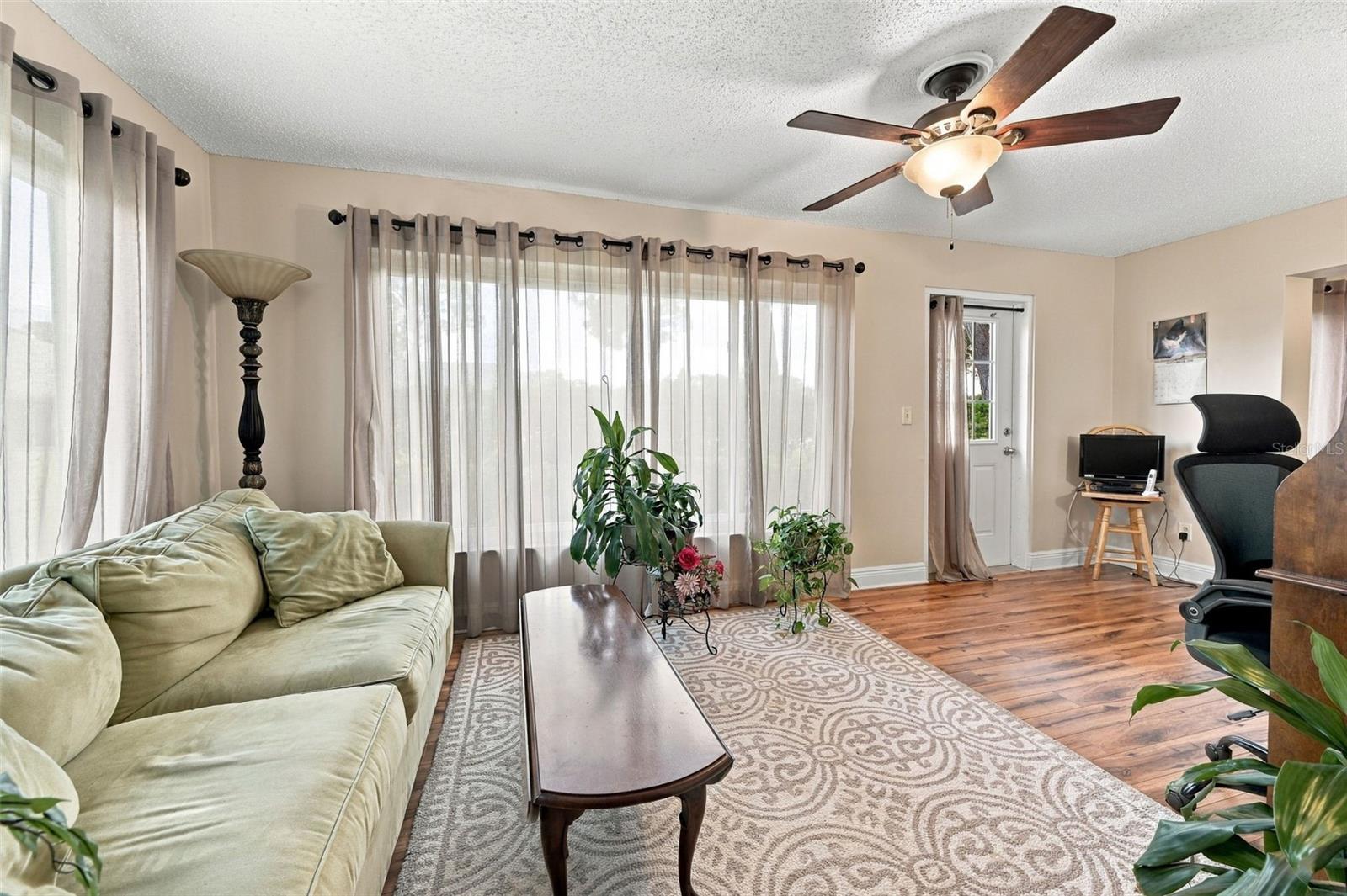8352 Annwood Rd #8352 Property Photo 10