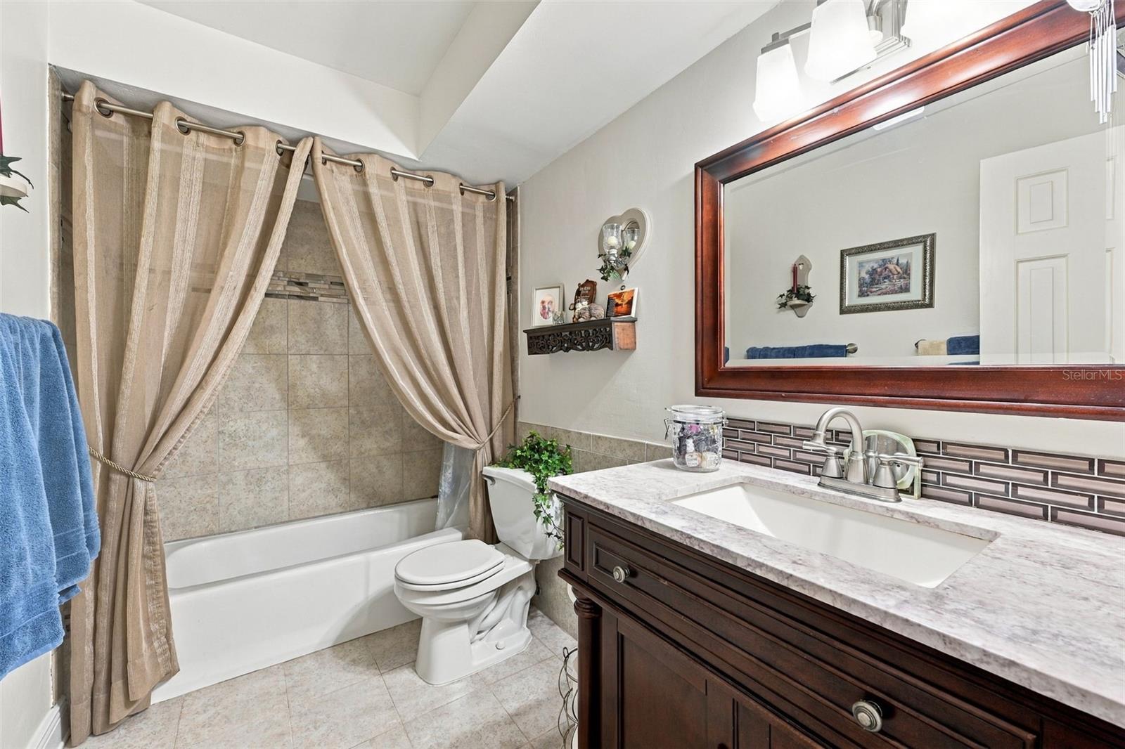 8352 Annwood Rd #8352 Property Photo 12