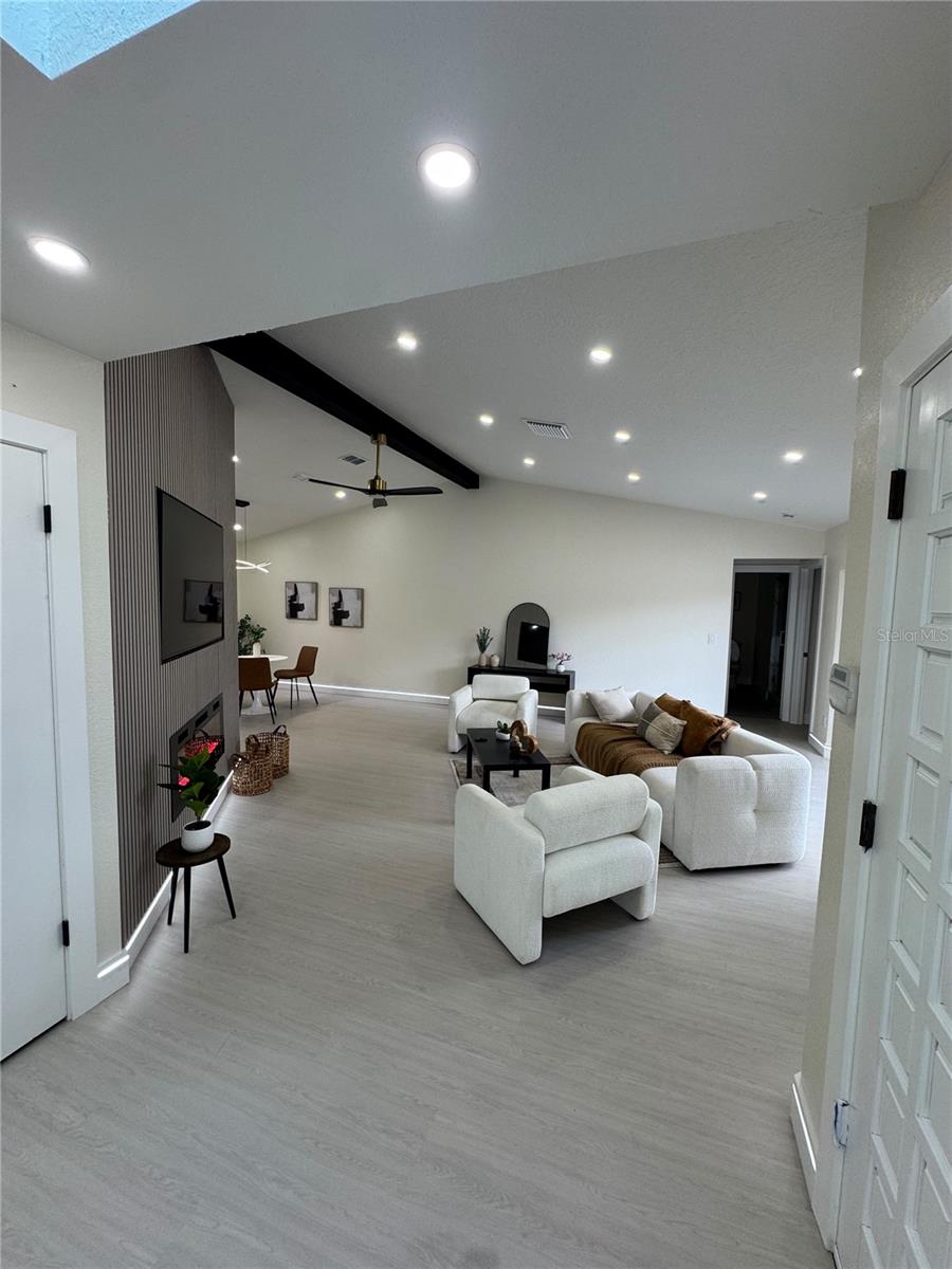 10276 Elgin Blvd Property Photo 4