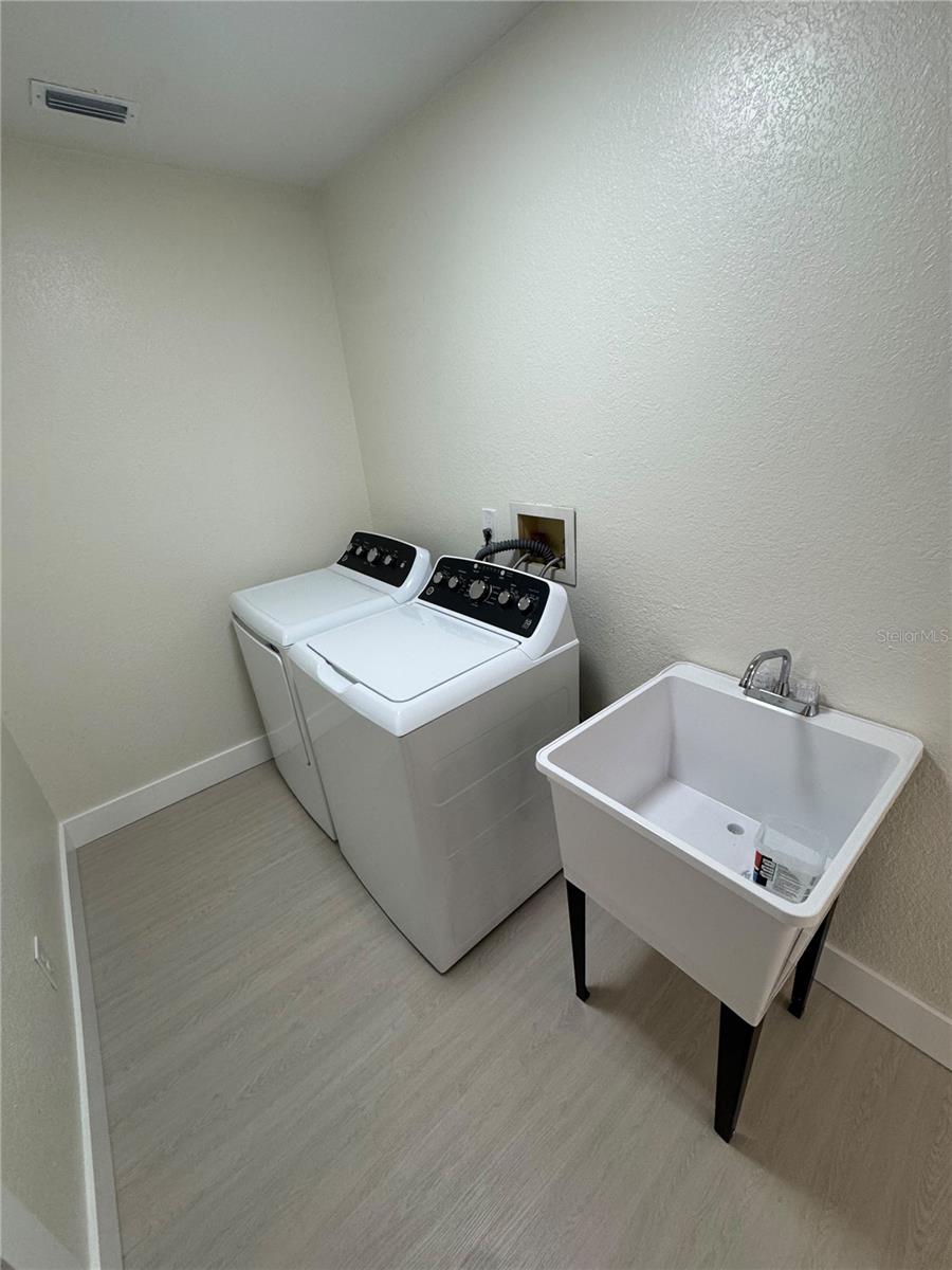 10276 Elgin Blvd Property Photo 25