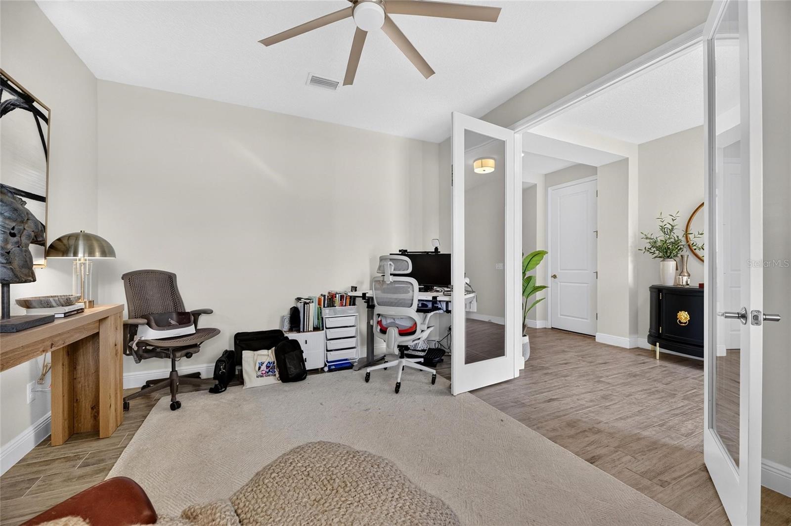 9125 Warm Springs Cir Property Photo 12