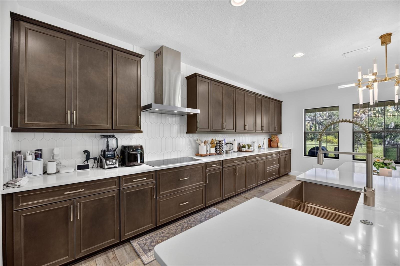 9125 Warm Springs Cir Property Photo 19