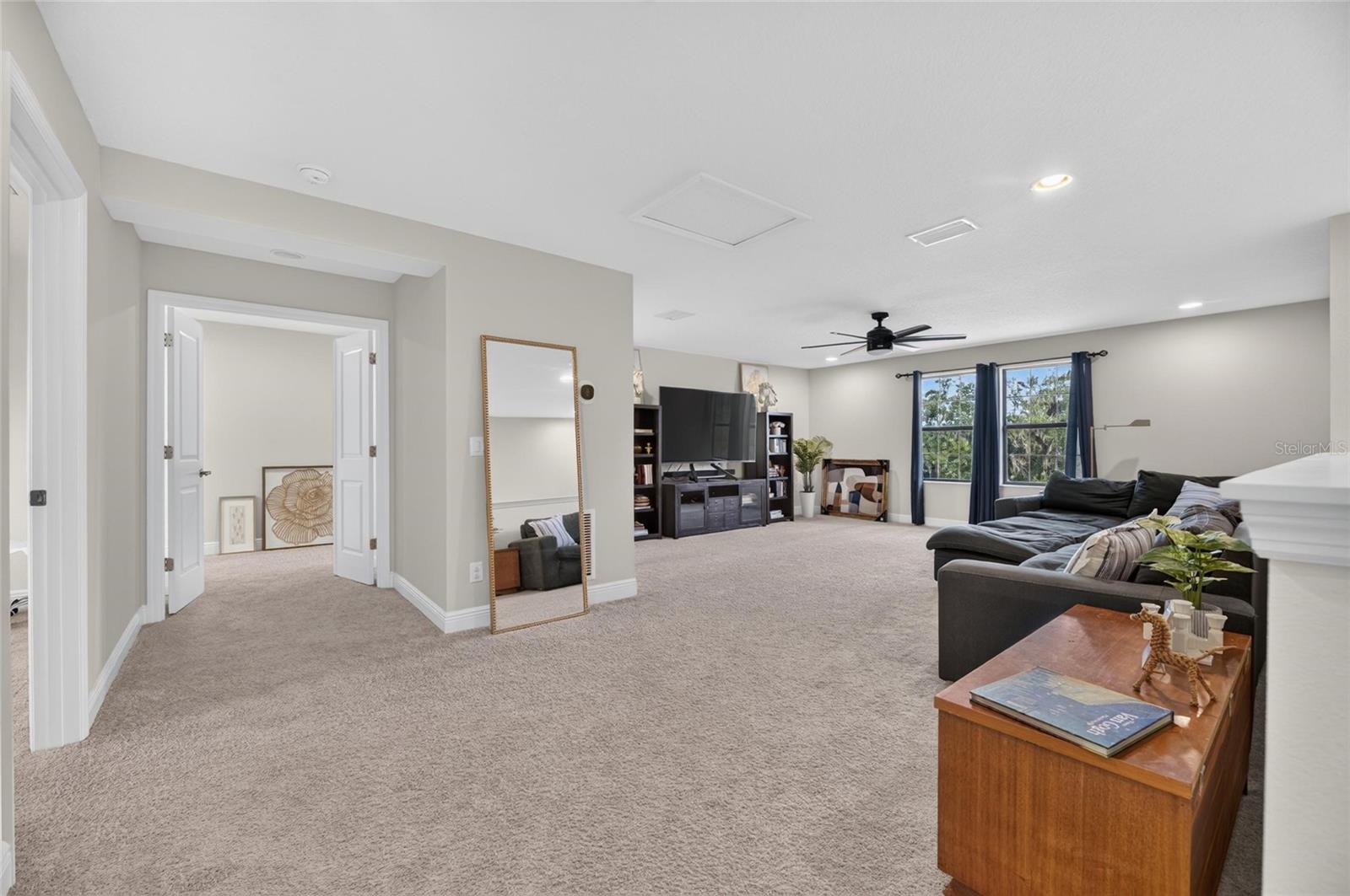 9125 Warm Springs Cir Property Photo 23